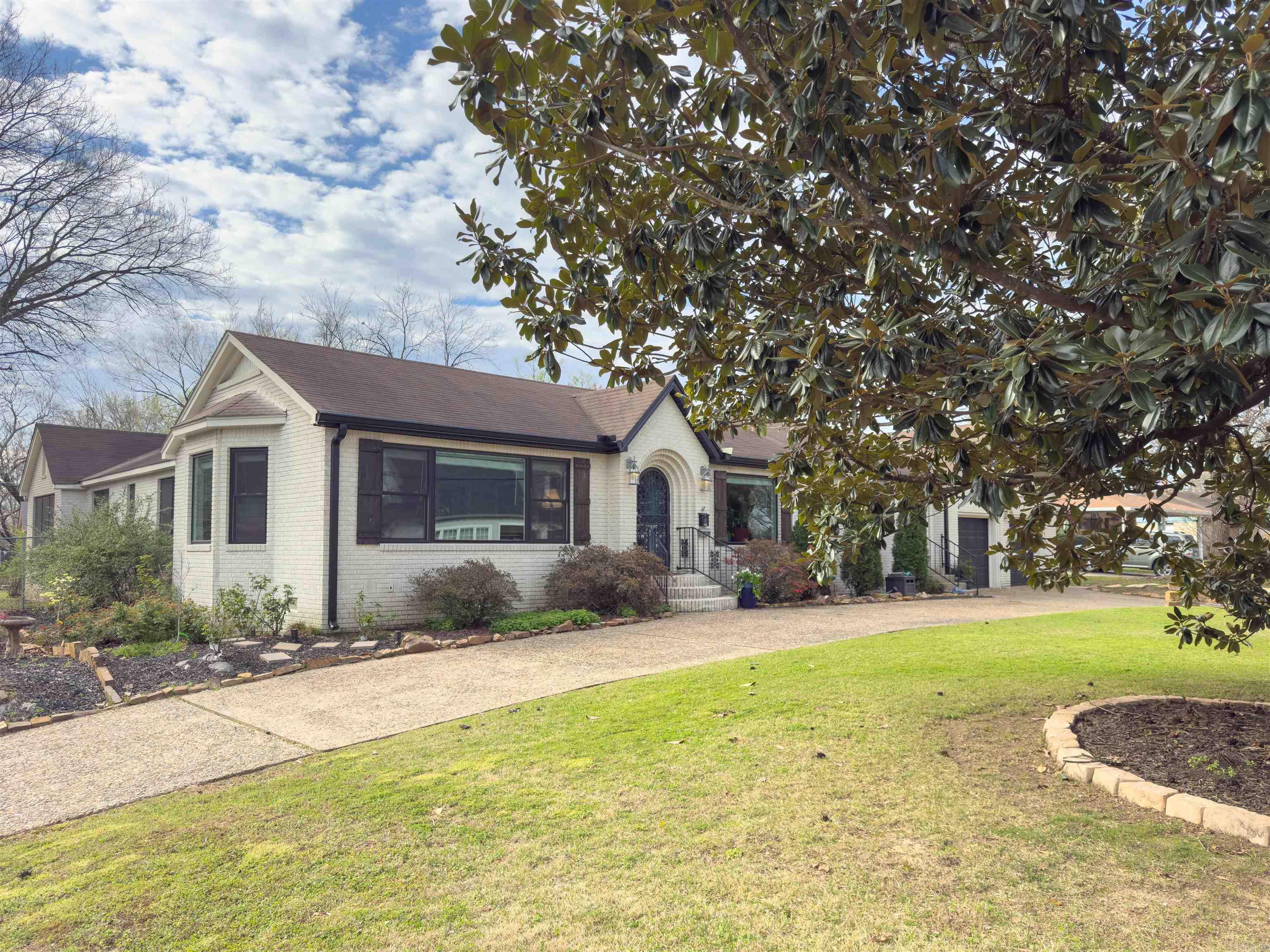 700 W D  North Little Rock, AR