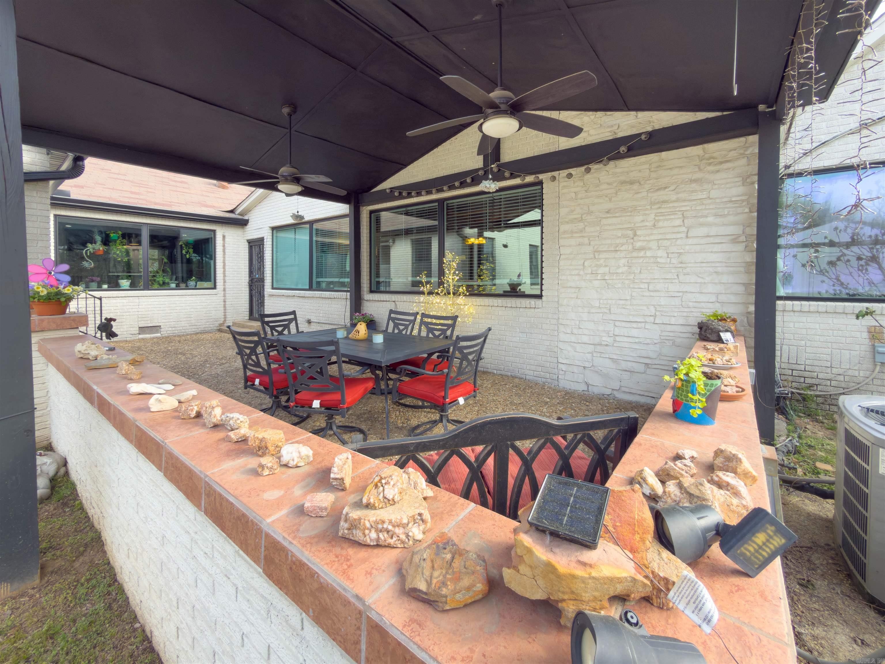 700 W D  North Little Rock, AR