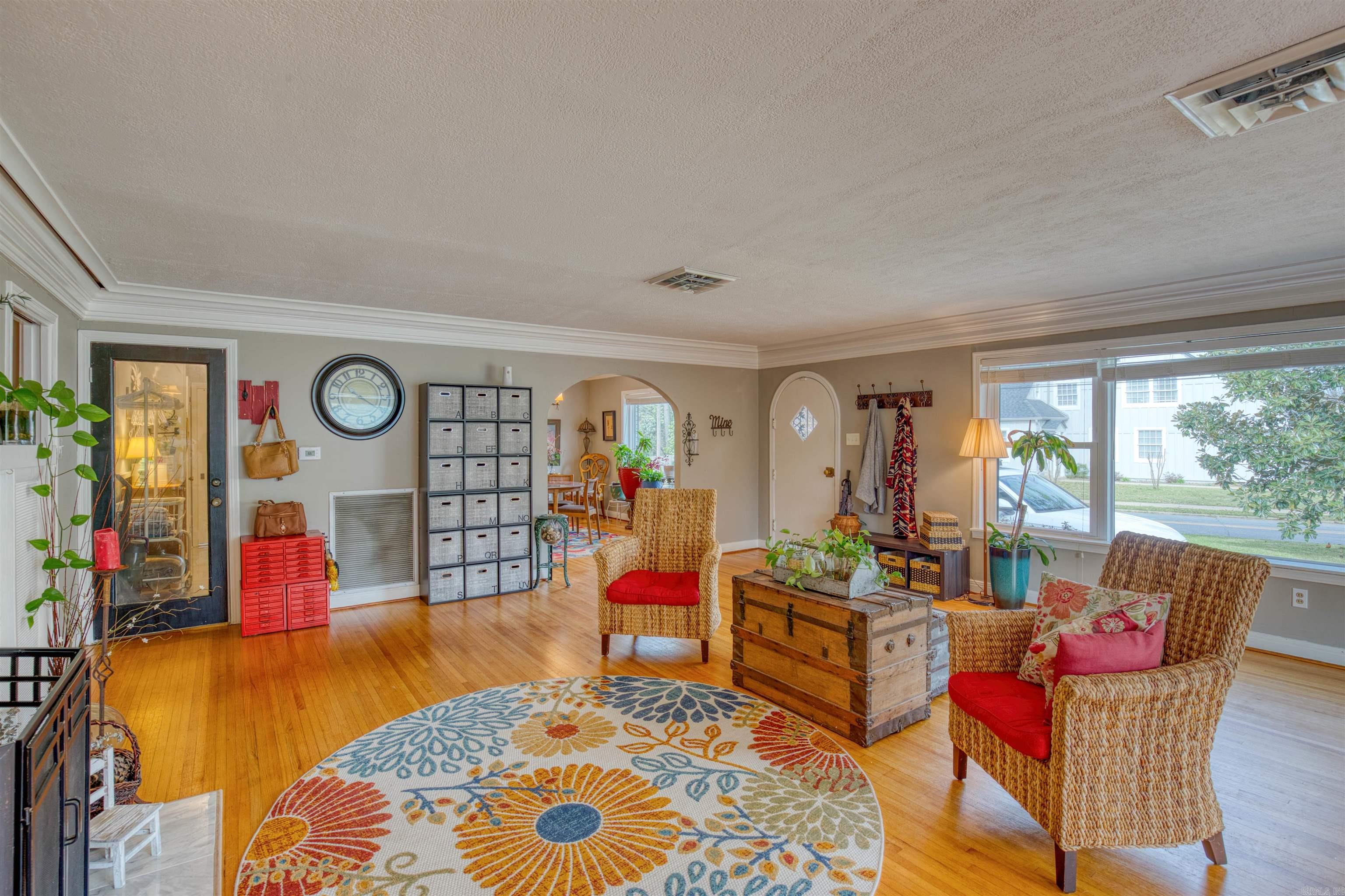 700 W D  North Little Rock, AR