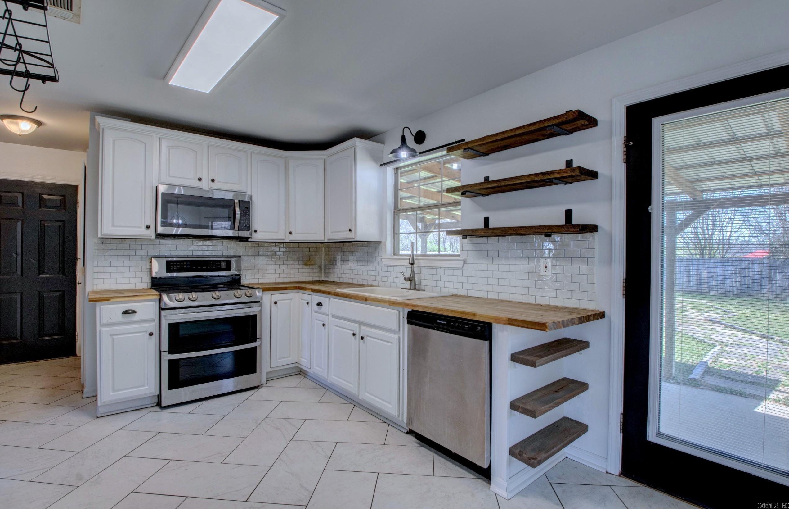 3712 Hazelwood Drive  Benton, AR