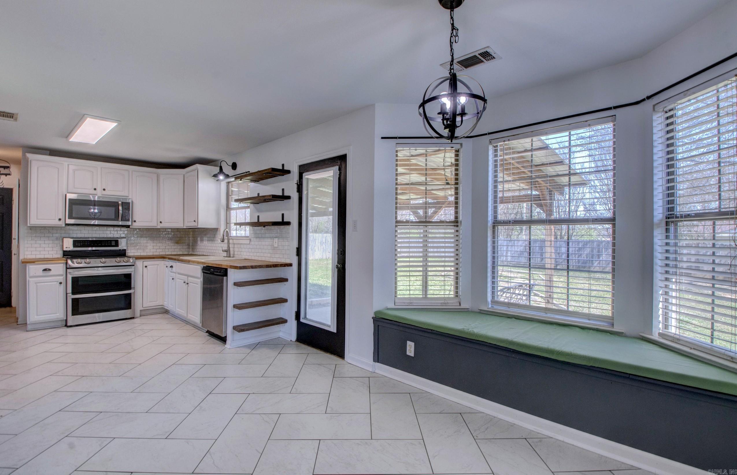 3712 Hazelwood Drive  Benton, AR