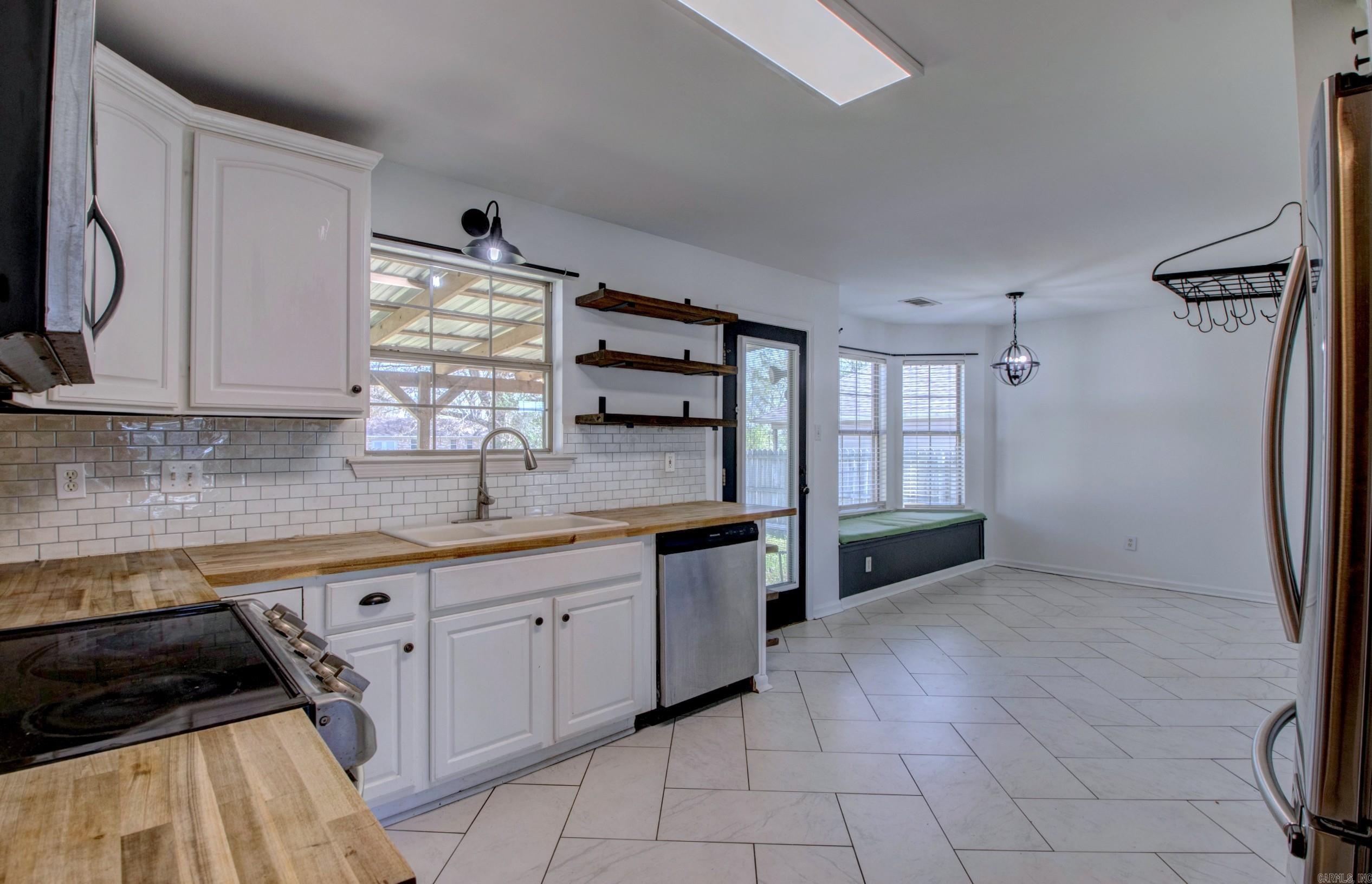 3712 Hazelwood Drive  Benton, AR