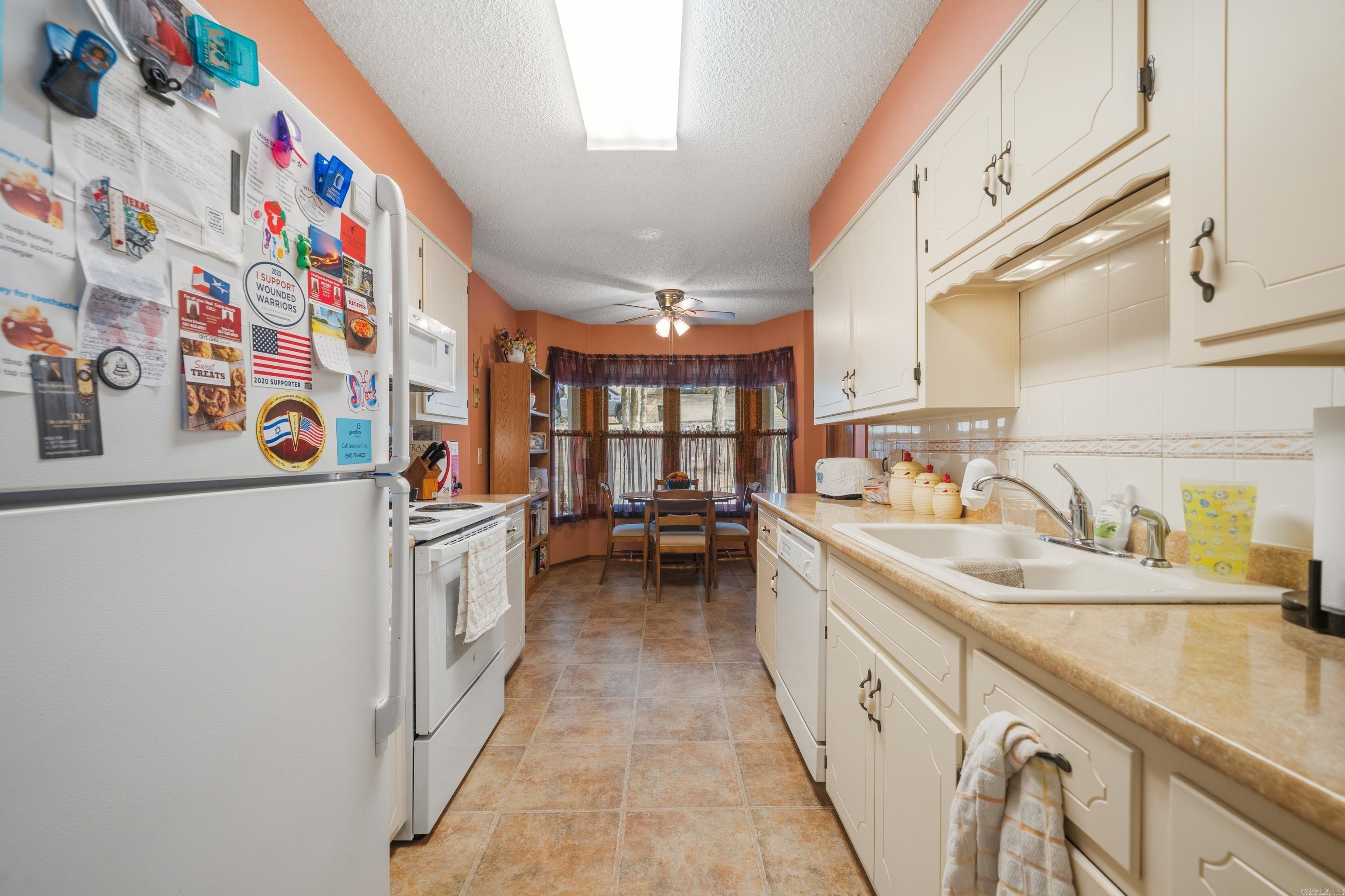 20 Malaga  Hot Springs, AR