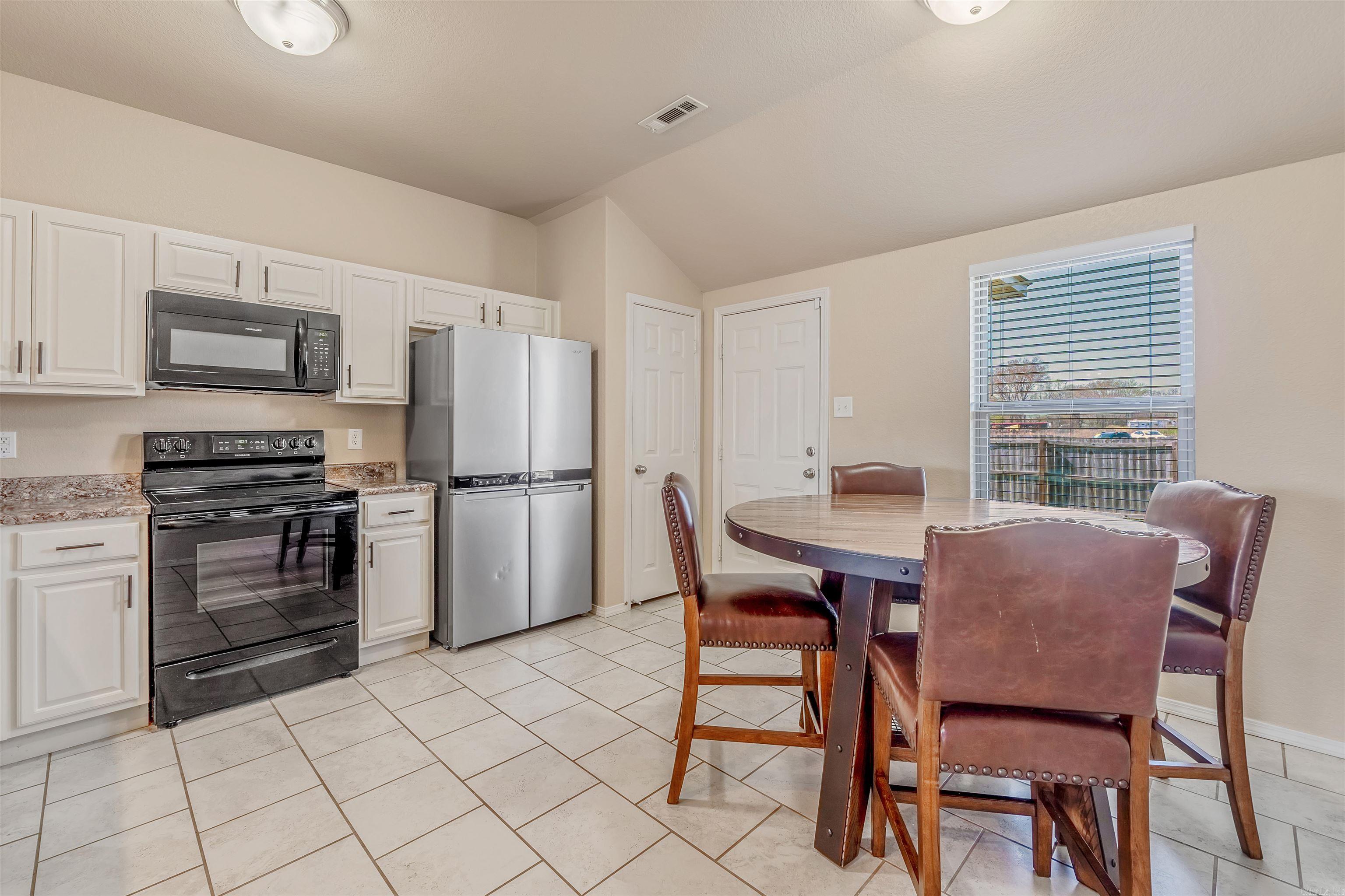 2429 Lancashire  Cabot, AR