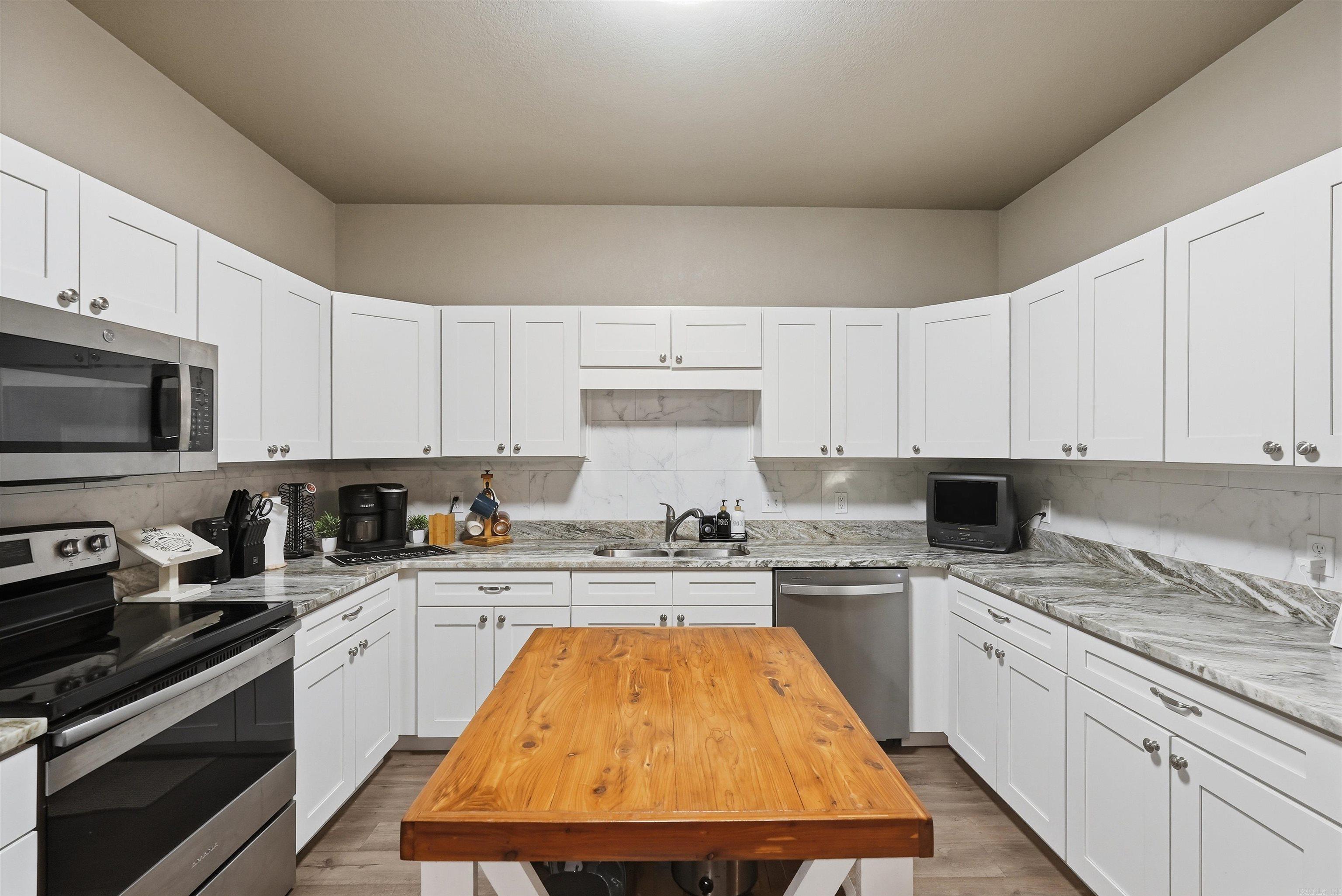 59 Trina  Greenbrier, AR