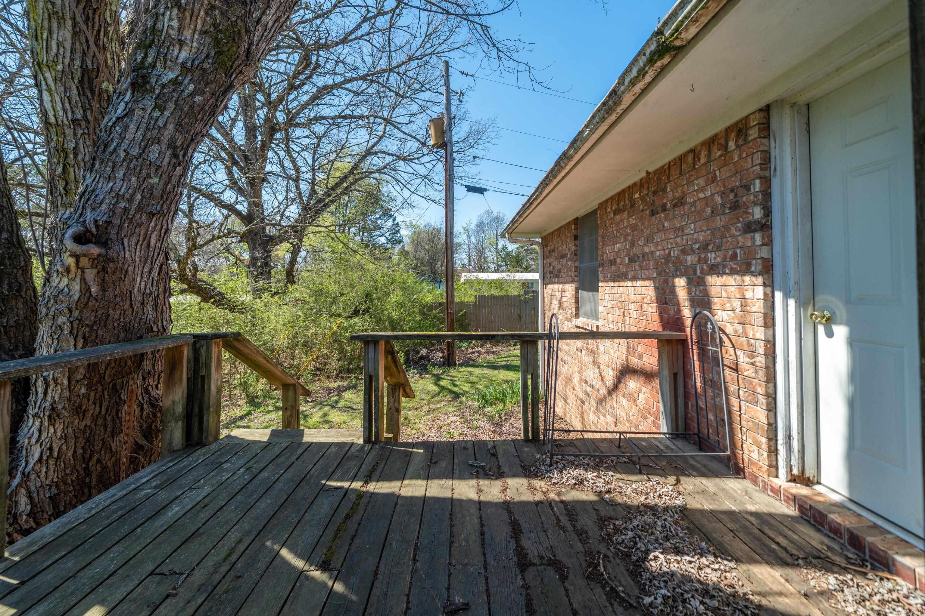 225 Watkins  Mount Ida, AR