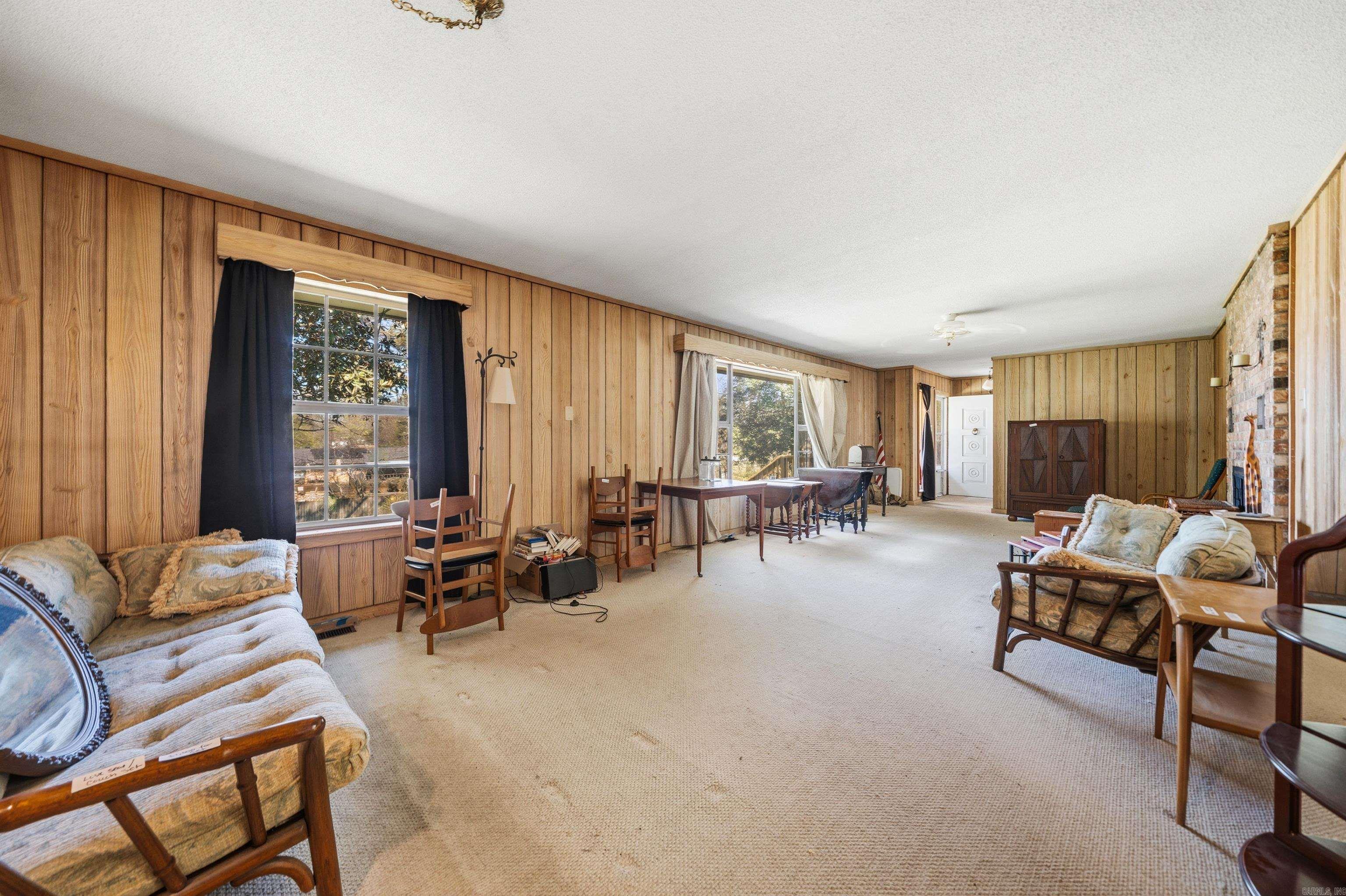 225 Watkins  Mount Ida, AR