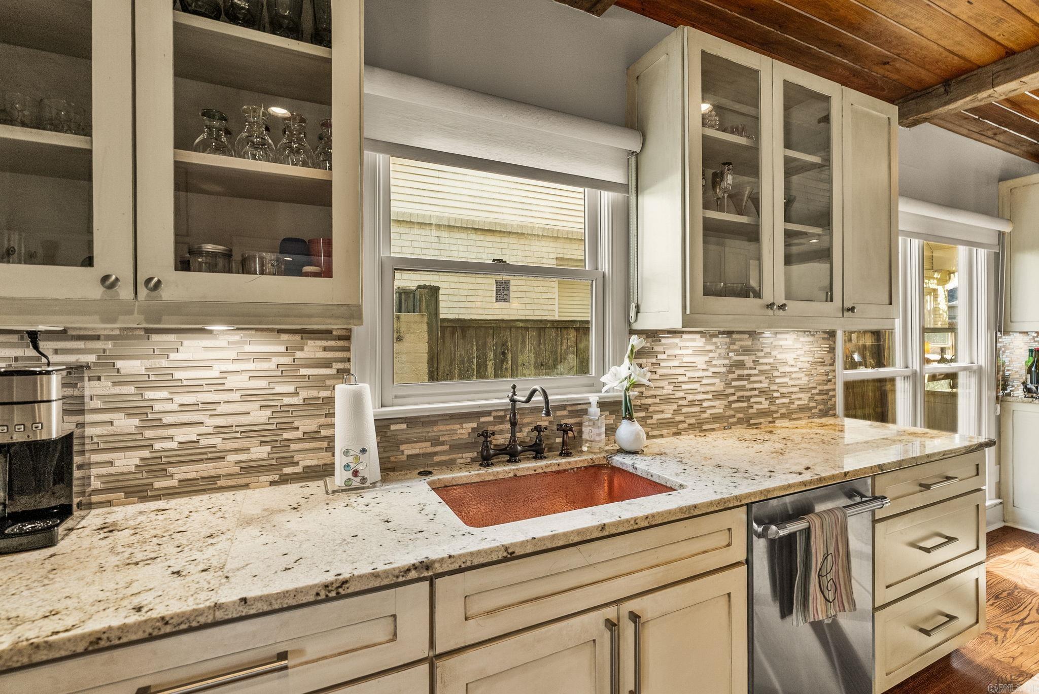 1801 River Heights  Little Rock, AR