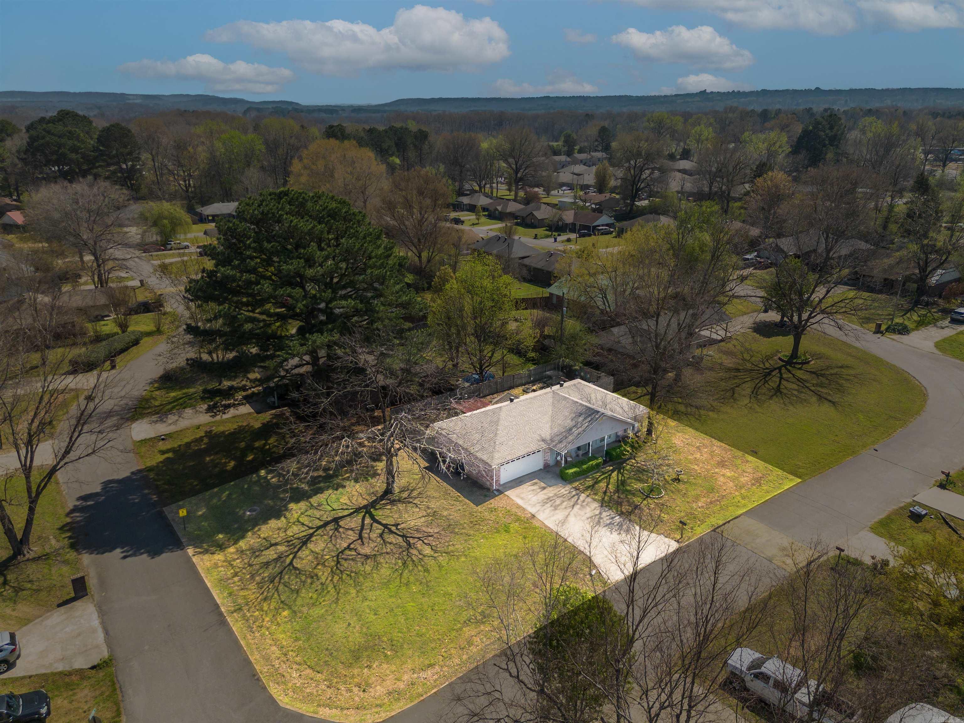 3 Steele Magnolia  Greenbrier, AR