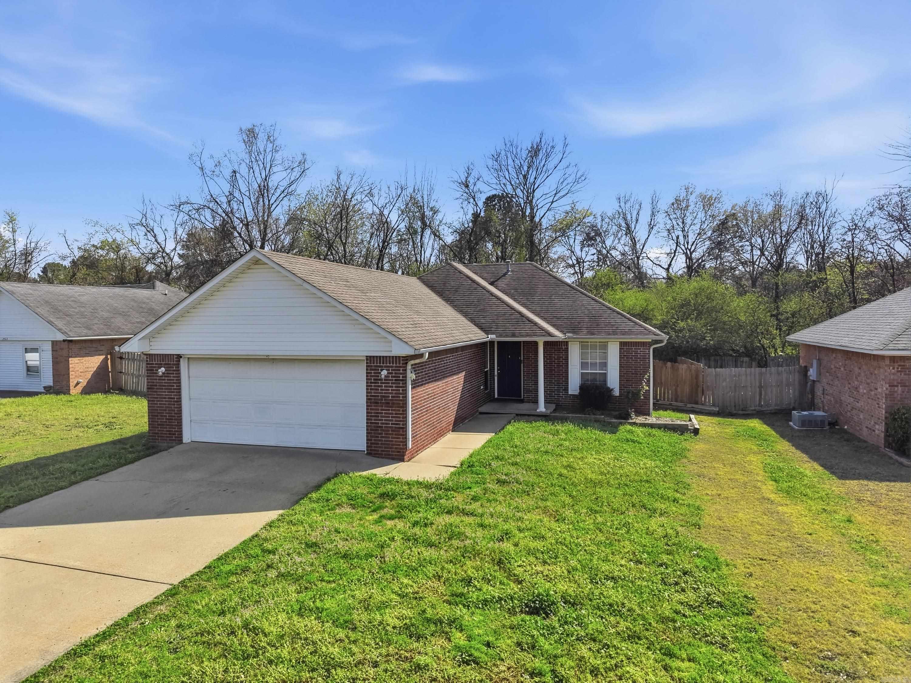 2525 Winchester  Conway, AR