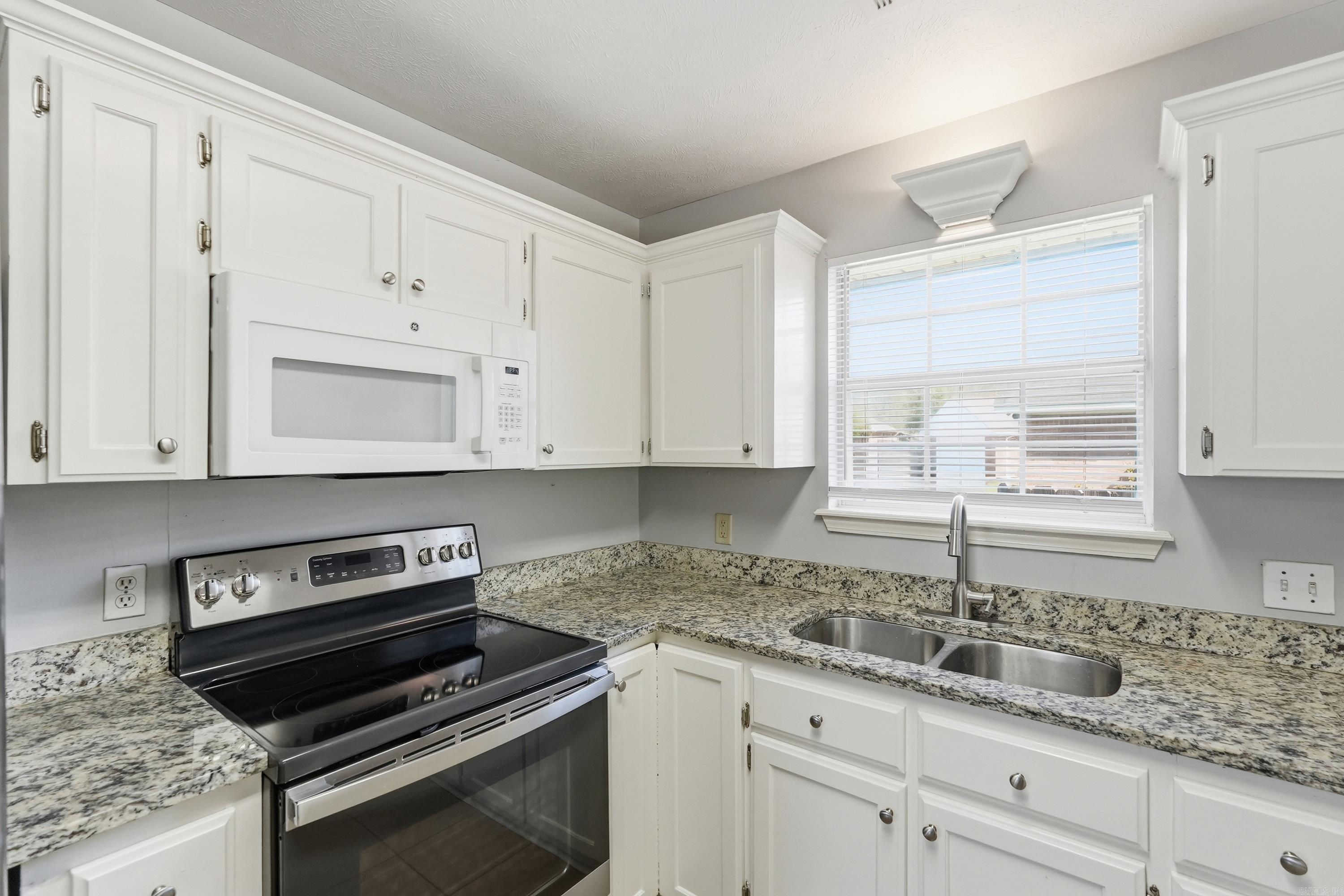 2525 Winchester  Conway, AR