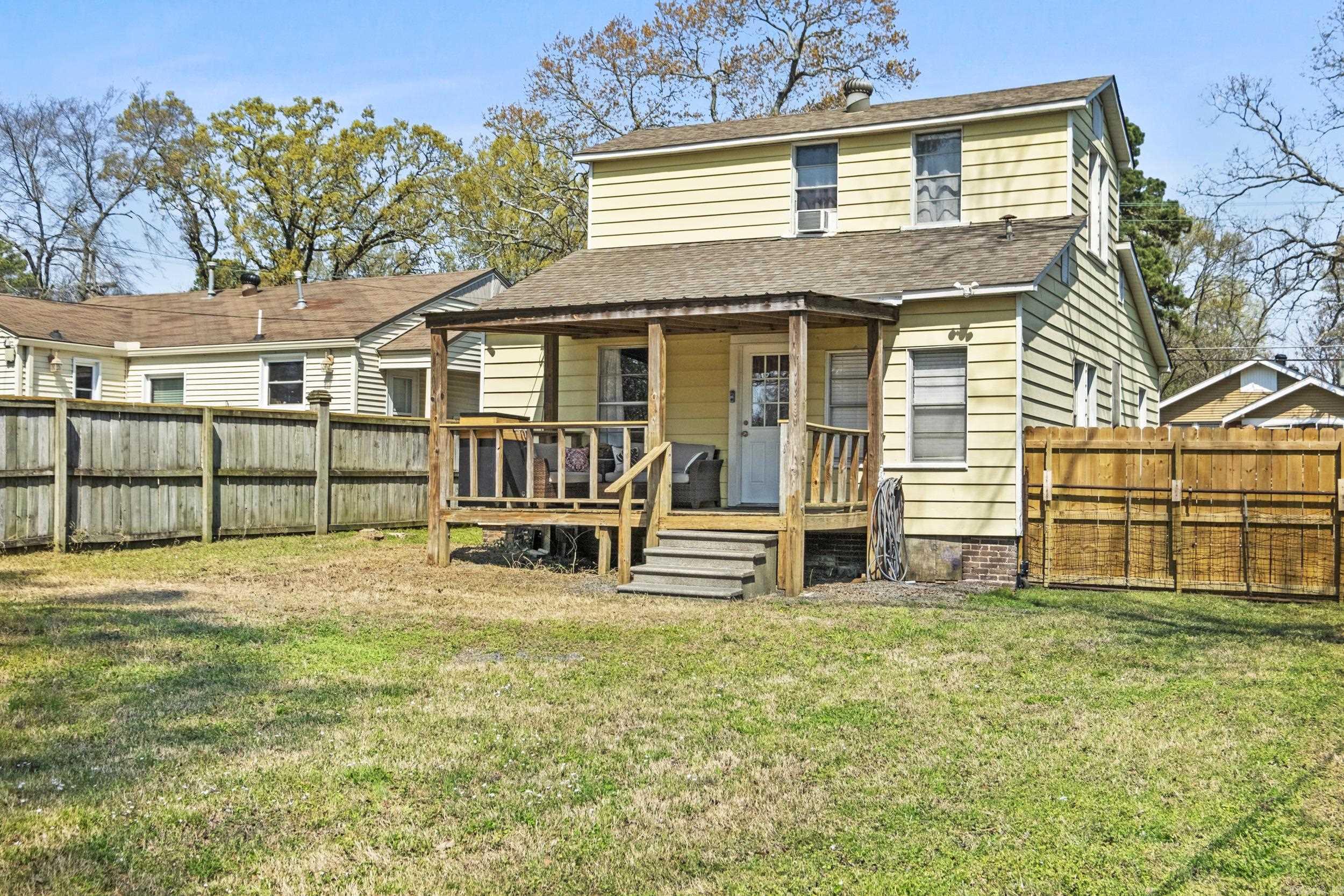 316 W H  North Little Rock, AR