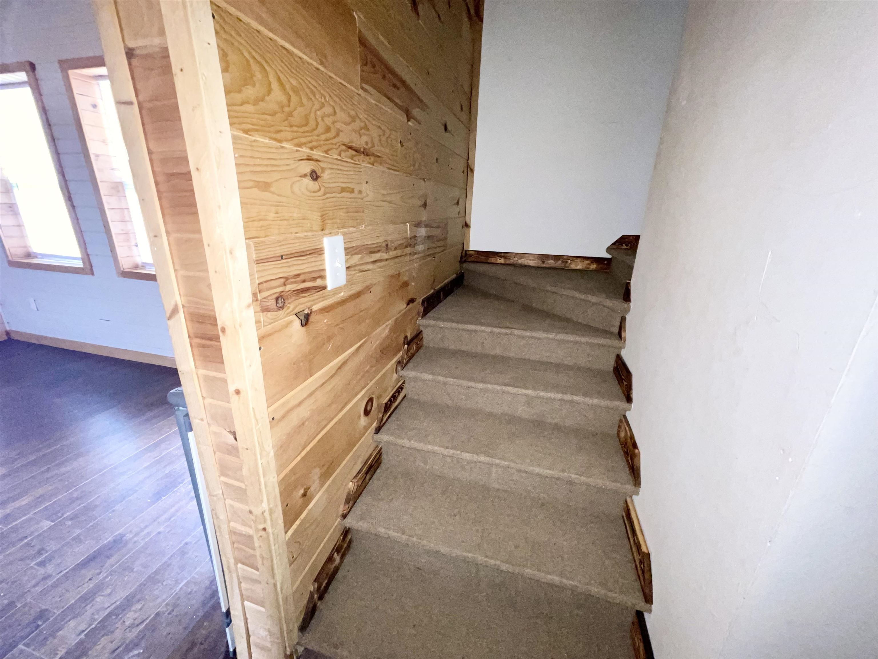 8 Annette  Cherokee Village, AR