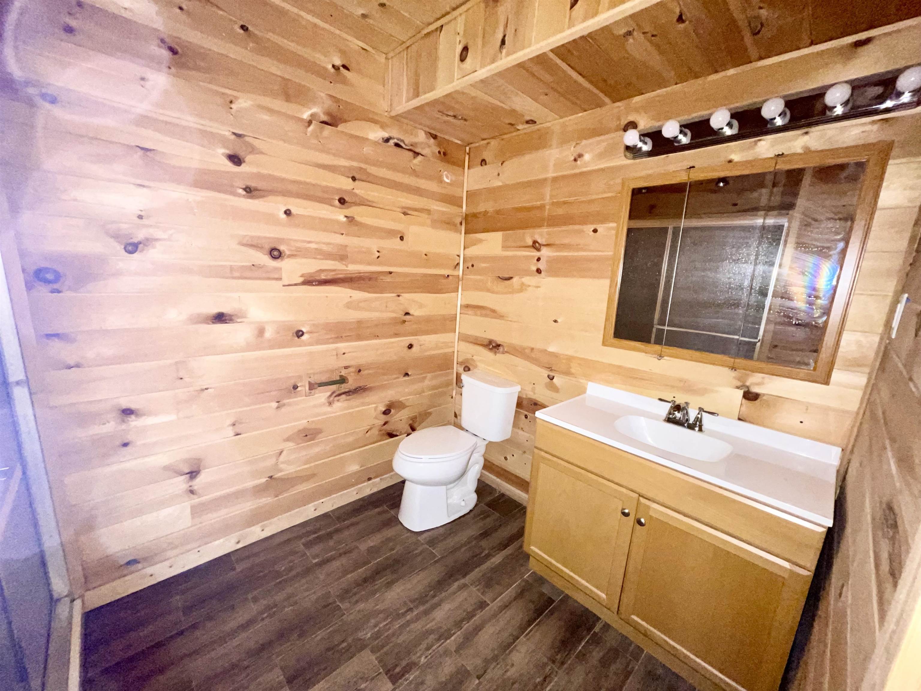 8 Annette  Cherokee Village, AR