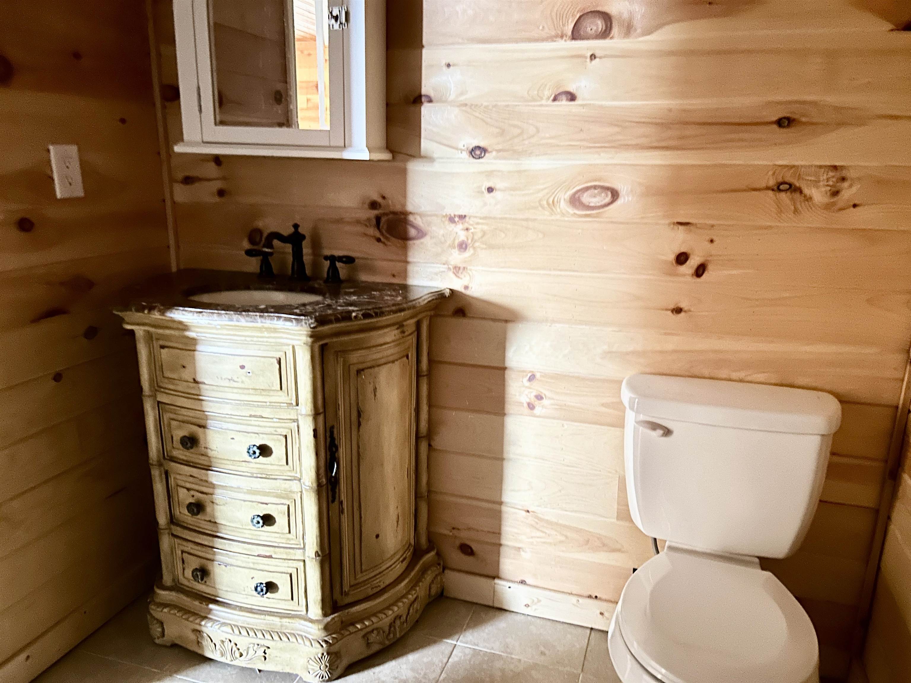 8 Annette  Cherokee Village, AR