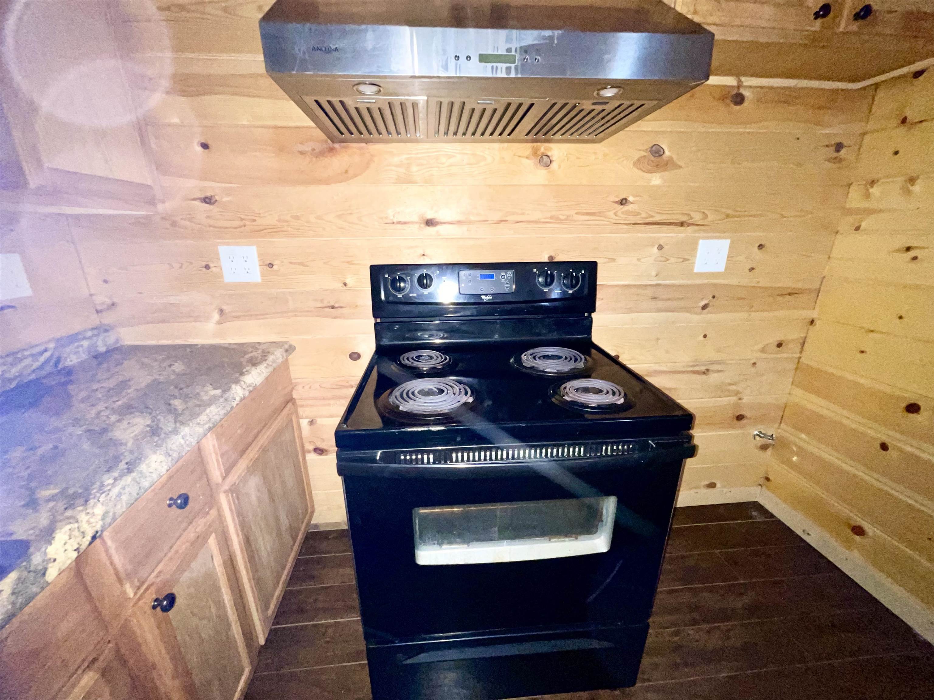 8 Annette  Cherokee Village, AR