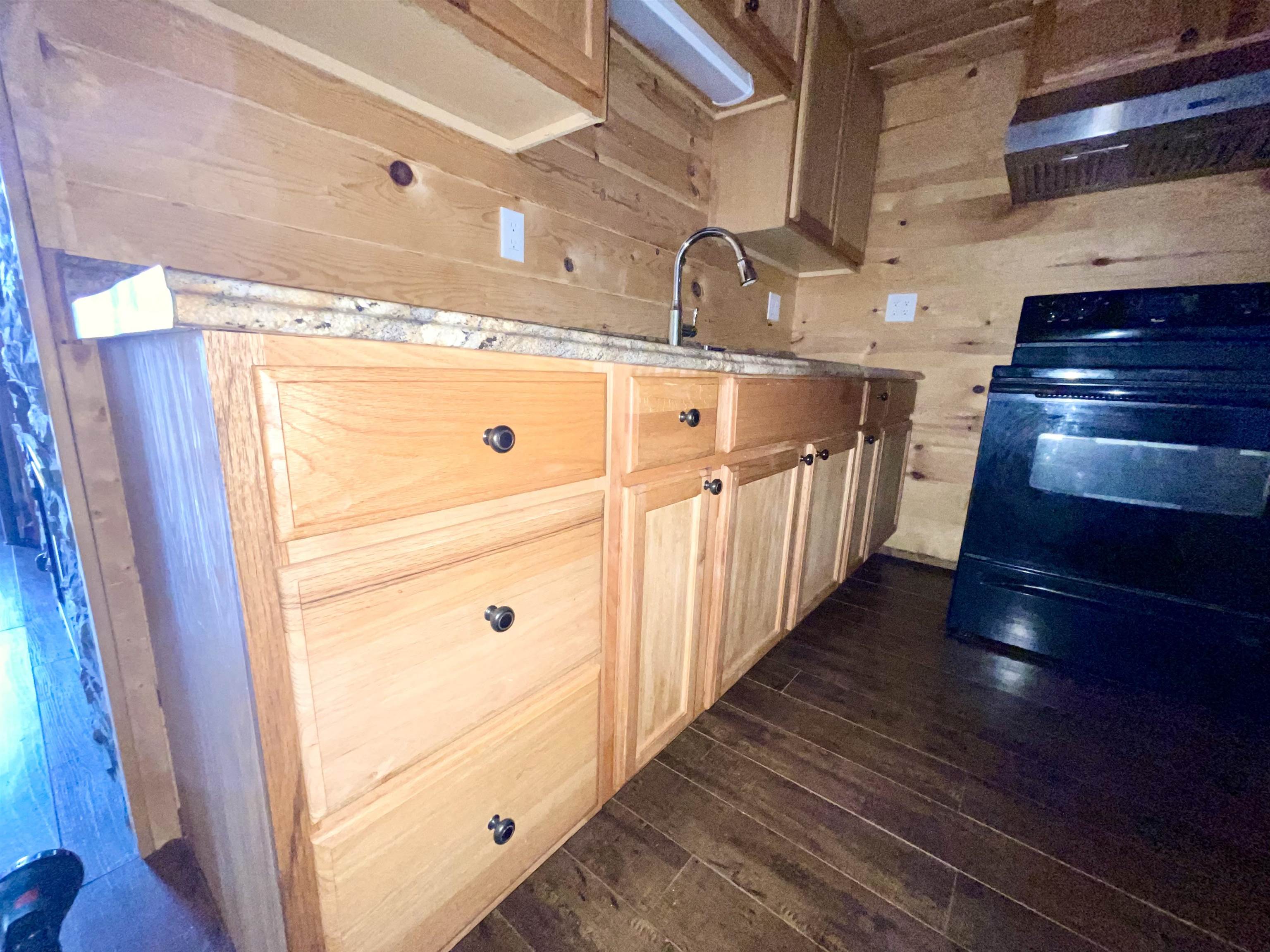 8 Annette  Cherokee Village, AR