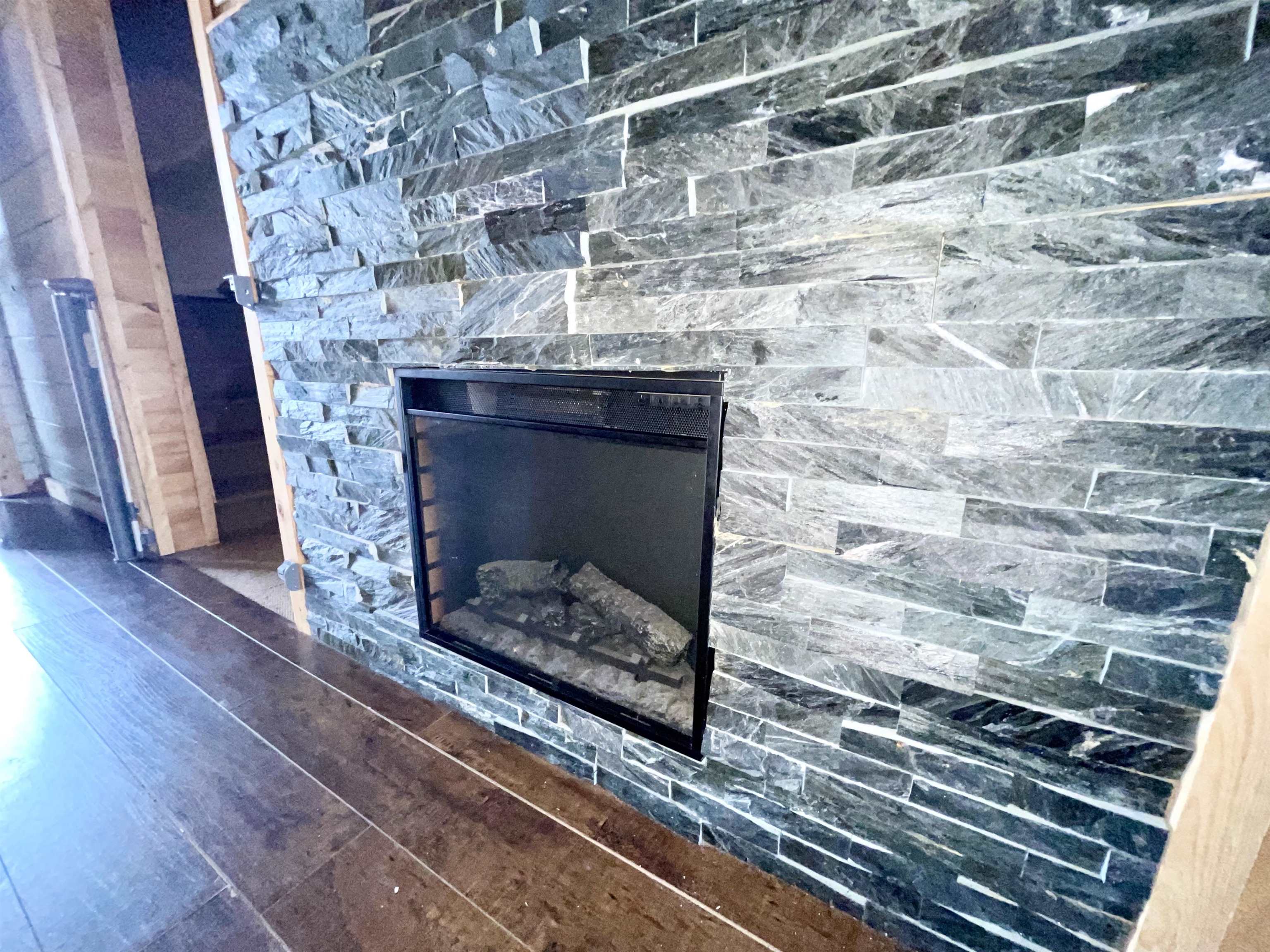 8 Annette  Cherokee Village, AR