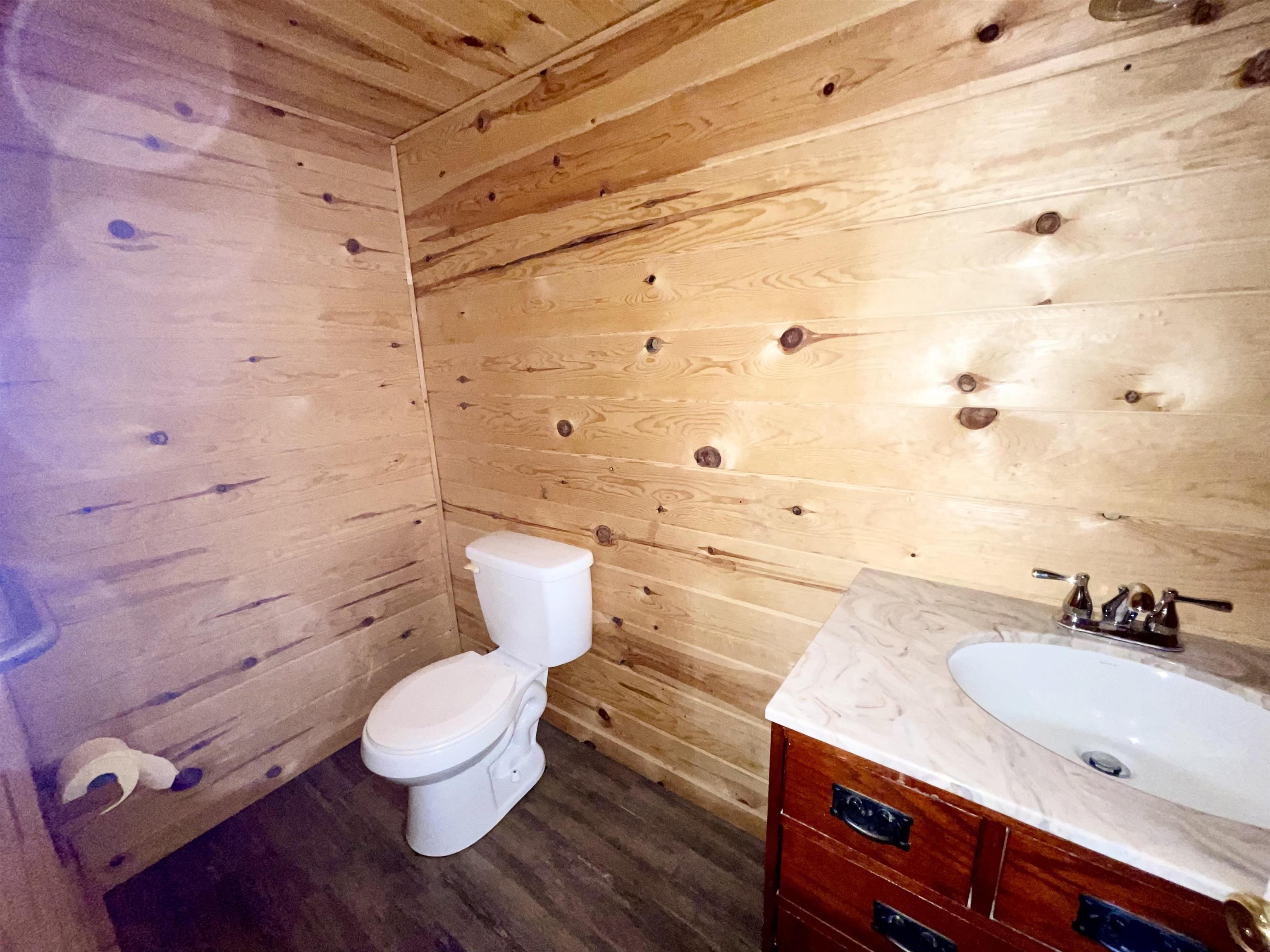 8 Annette  Cherokee Village, AR