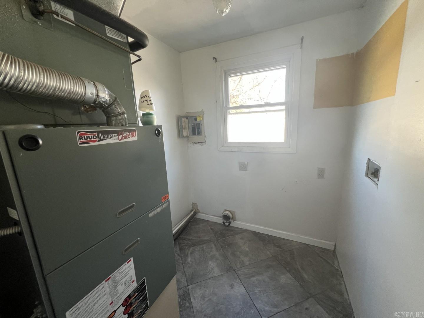 639 South  Weiner, AR