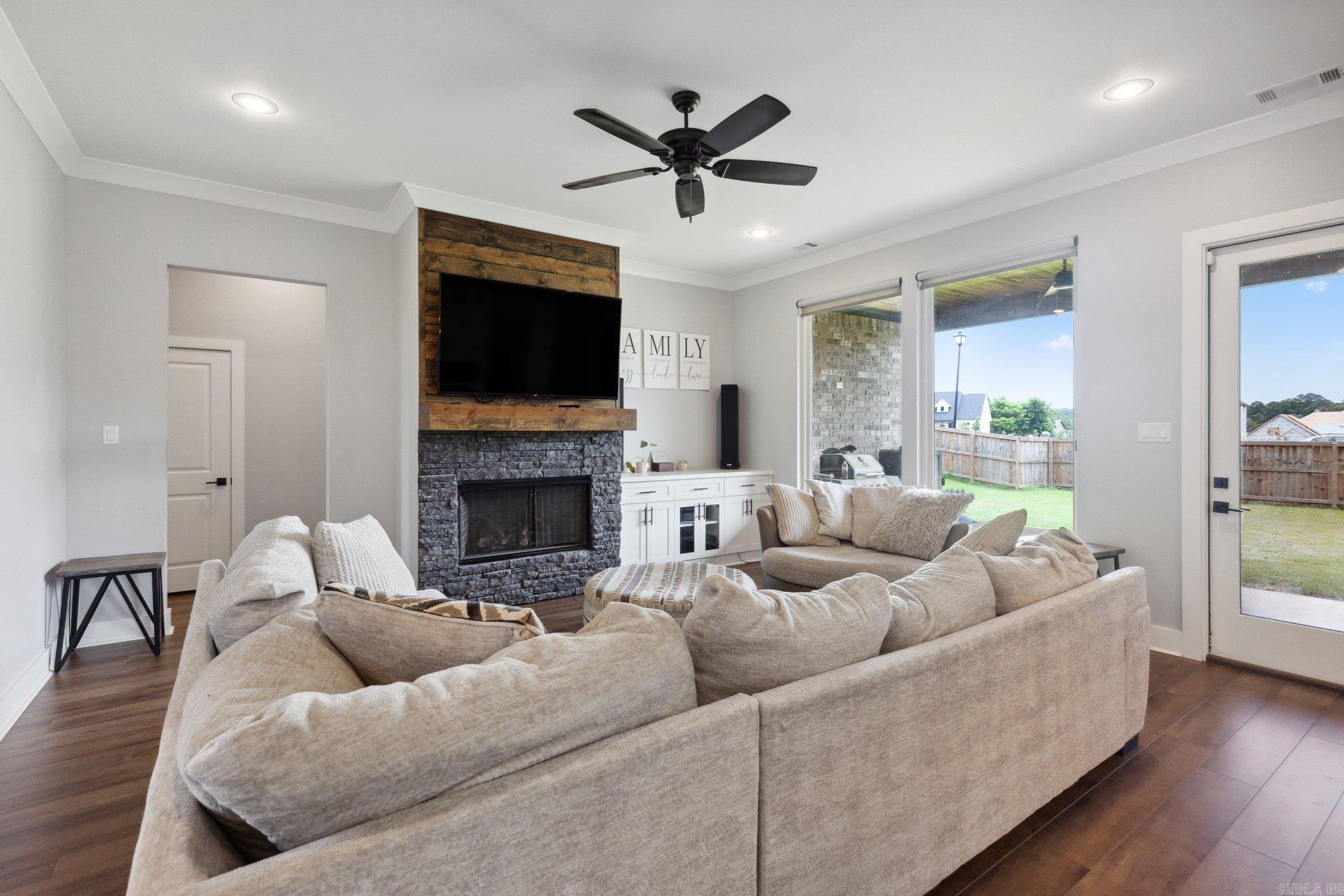 5015 Castaway Bay  Benton, AR