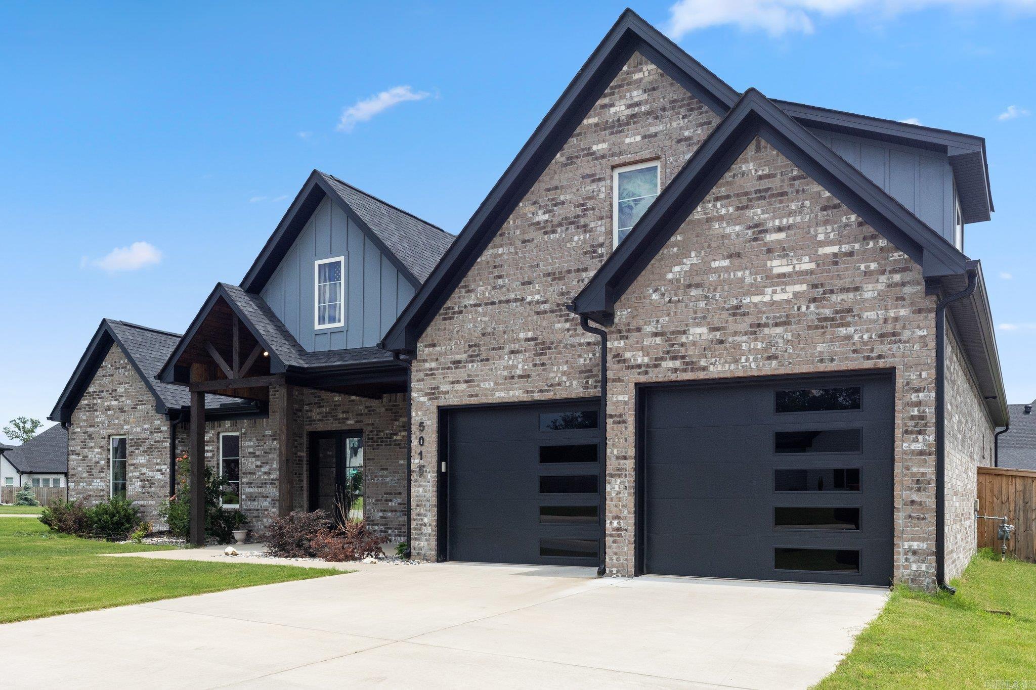 5015 Castaway Bay  Benton, AR