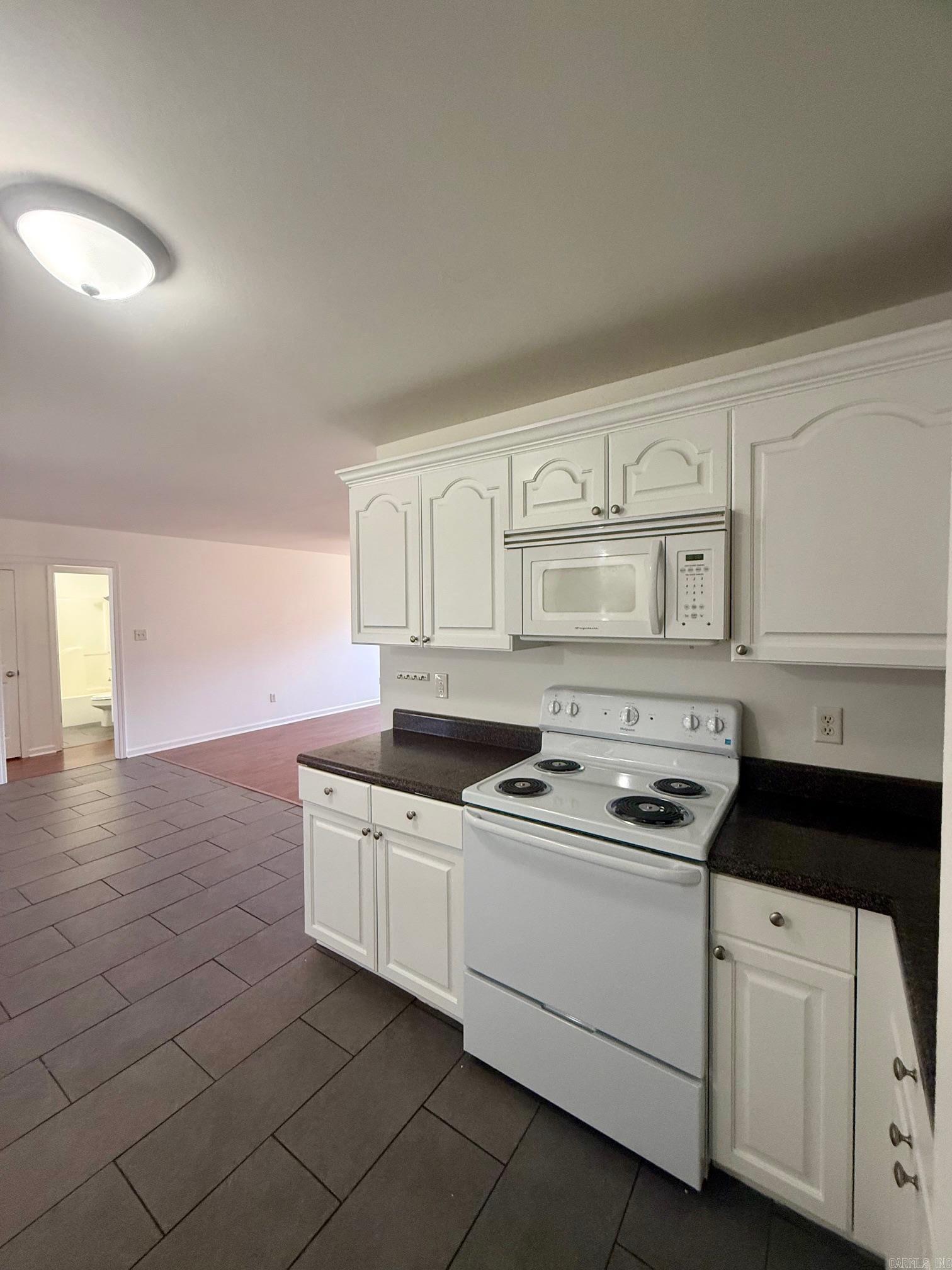 13706 Apple Glen  Alexander, AR