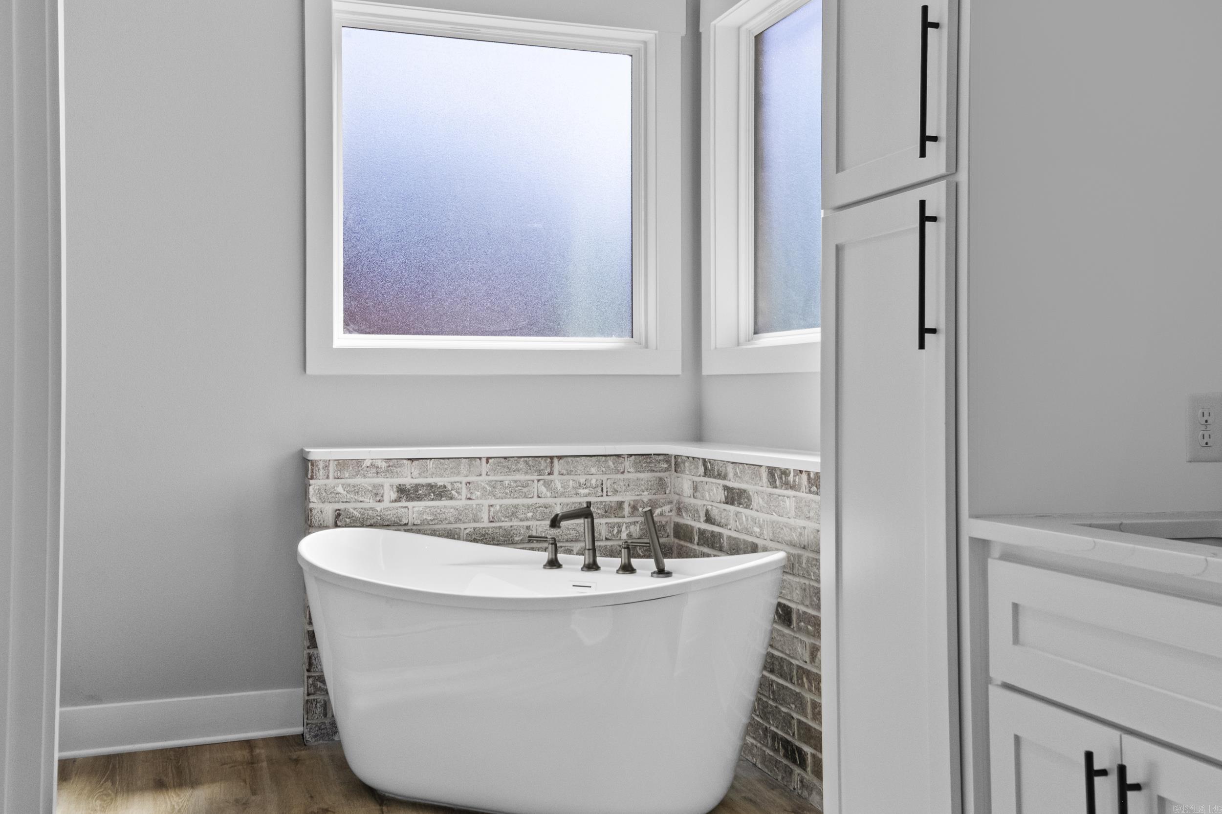 1533 Signature  Cabot, AR