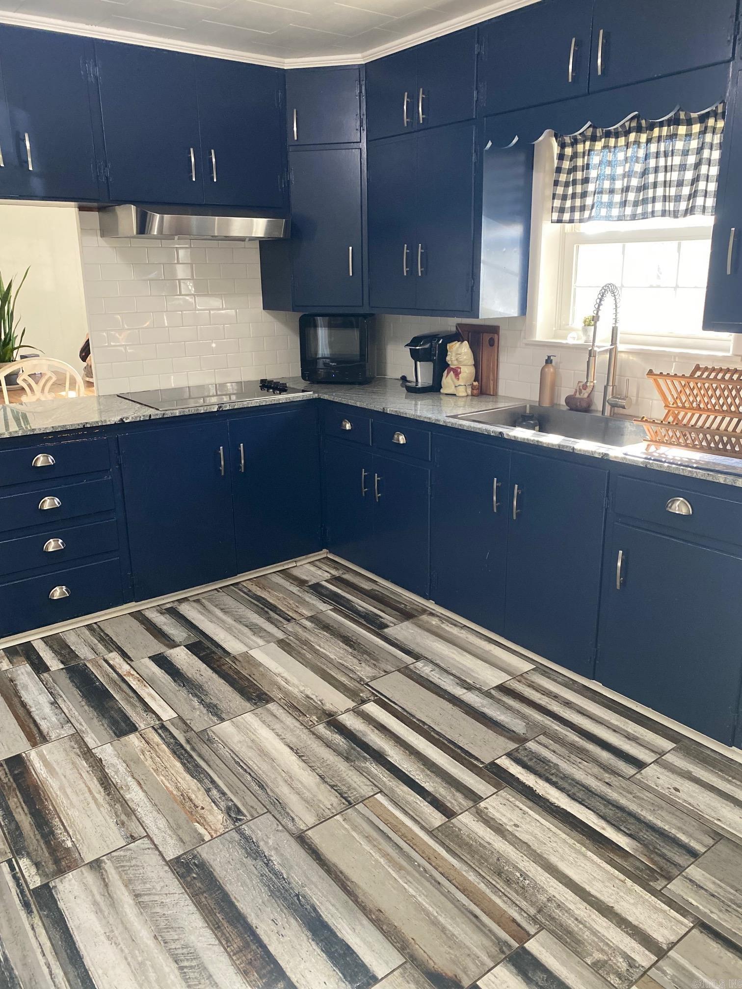 204 Brinkley  Carlisle, AR