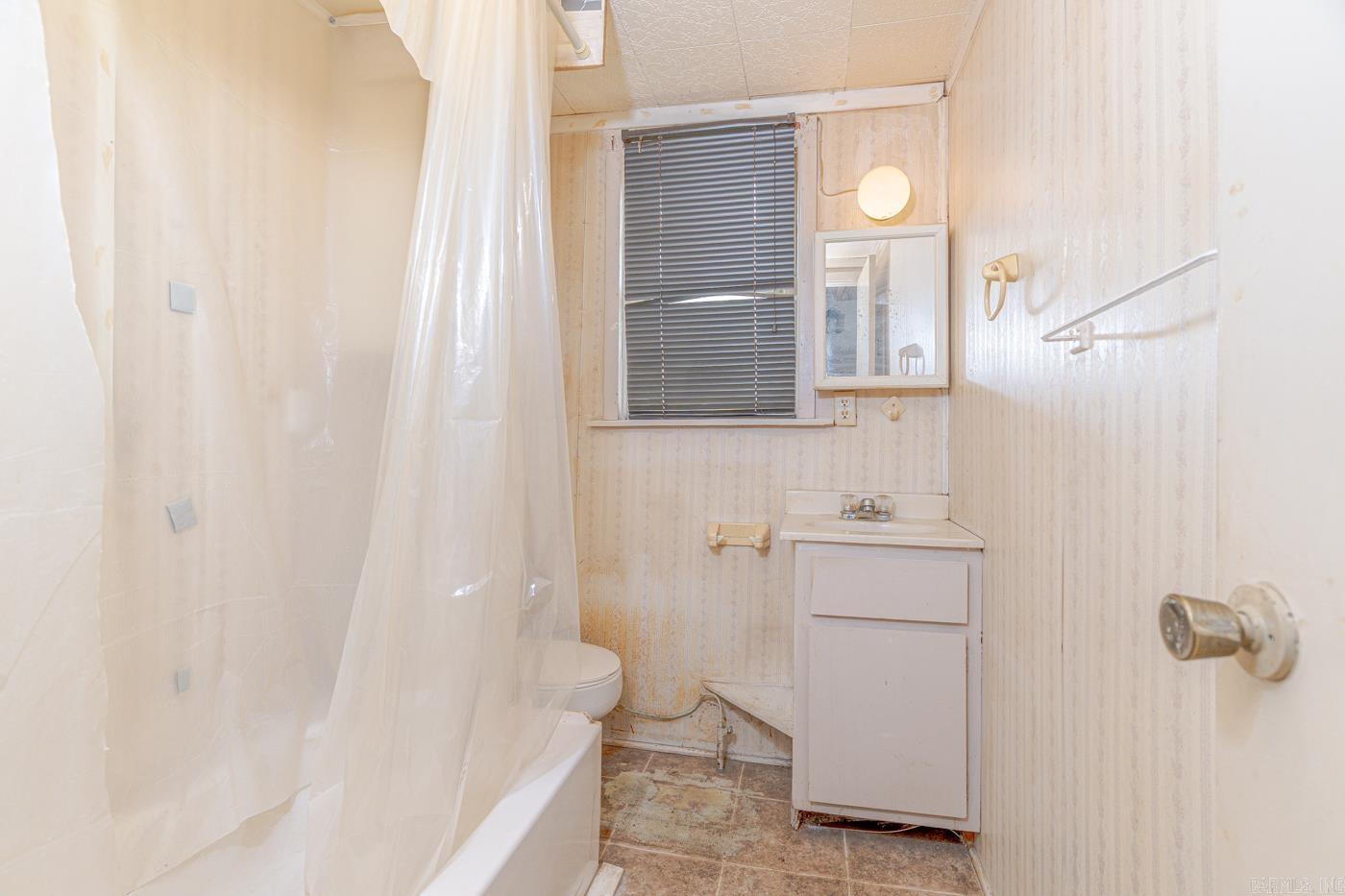 1816 Eubanks  Newport, AR