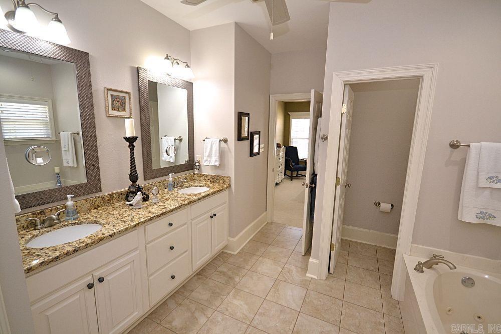 1805 Stagecoach Village  Little Rock, AR