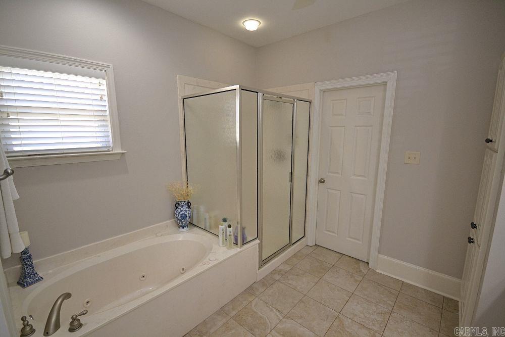 1805 Stagecoach Village  Little Rock, AR