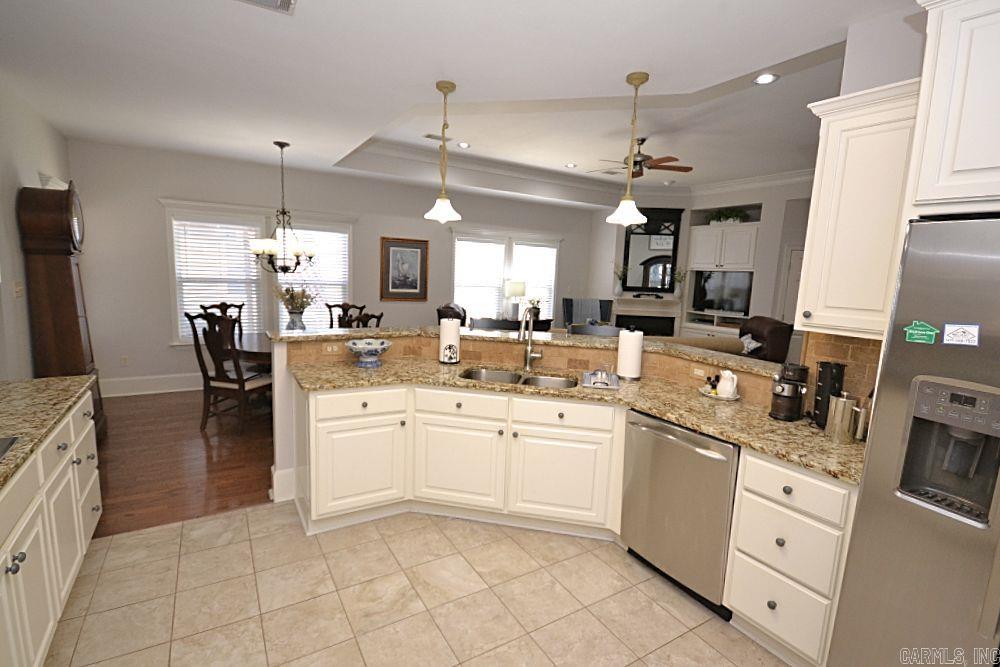 1805 Stagecoach Village  Little Rock, AR