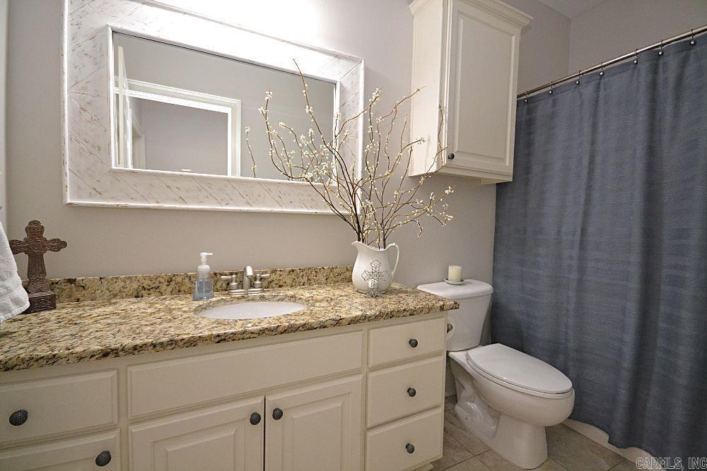 1805 Stagecoach Village  Little Rock, AR