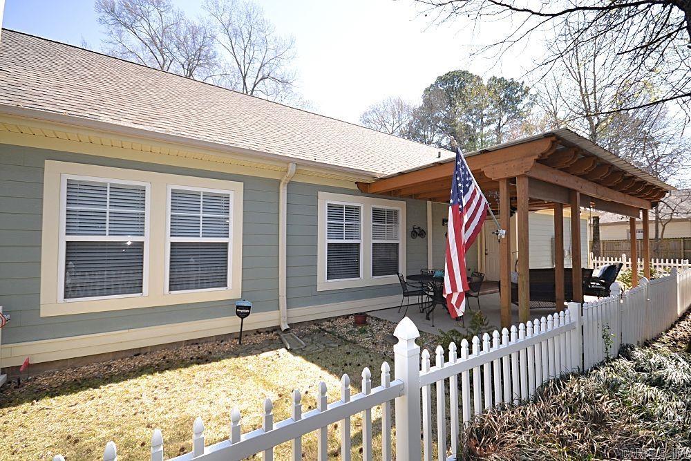 1805 Stagecoach Village  Little Rock, AR