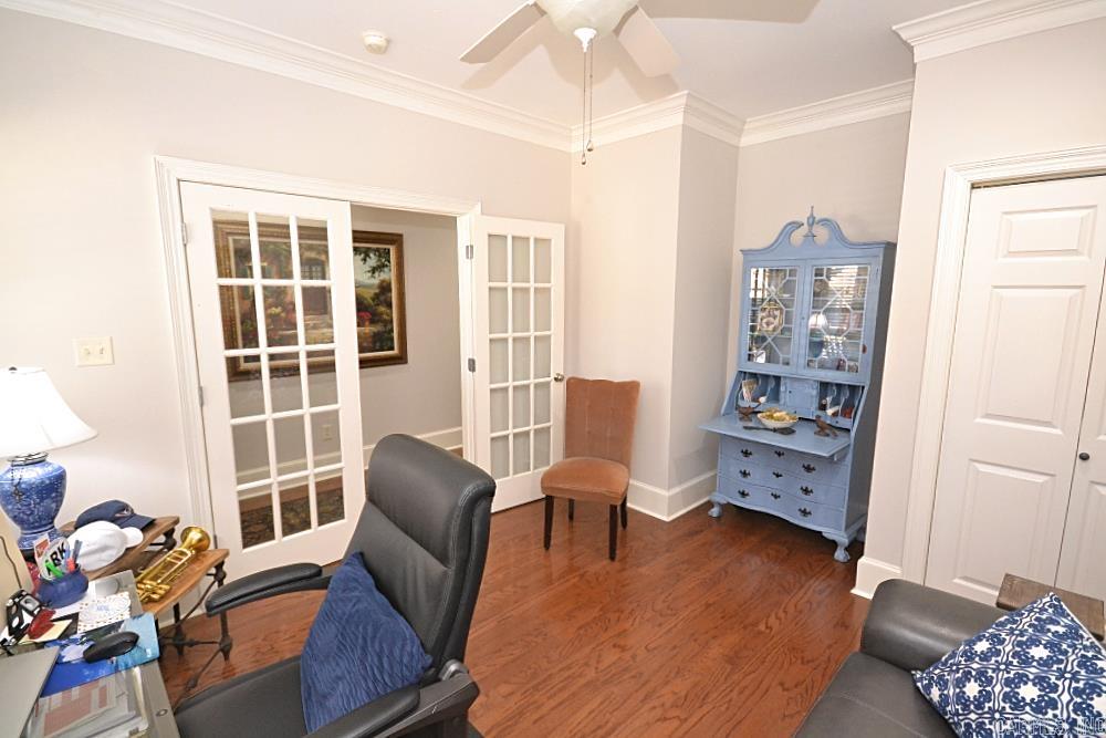 1805 Stagecoach Village  Little Rock, AR