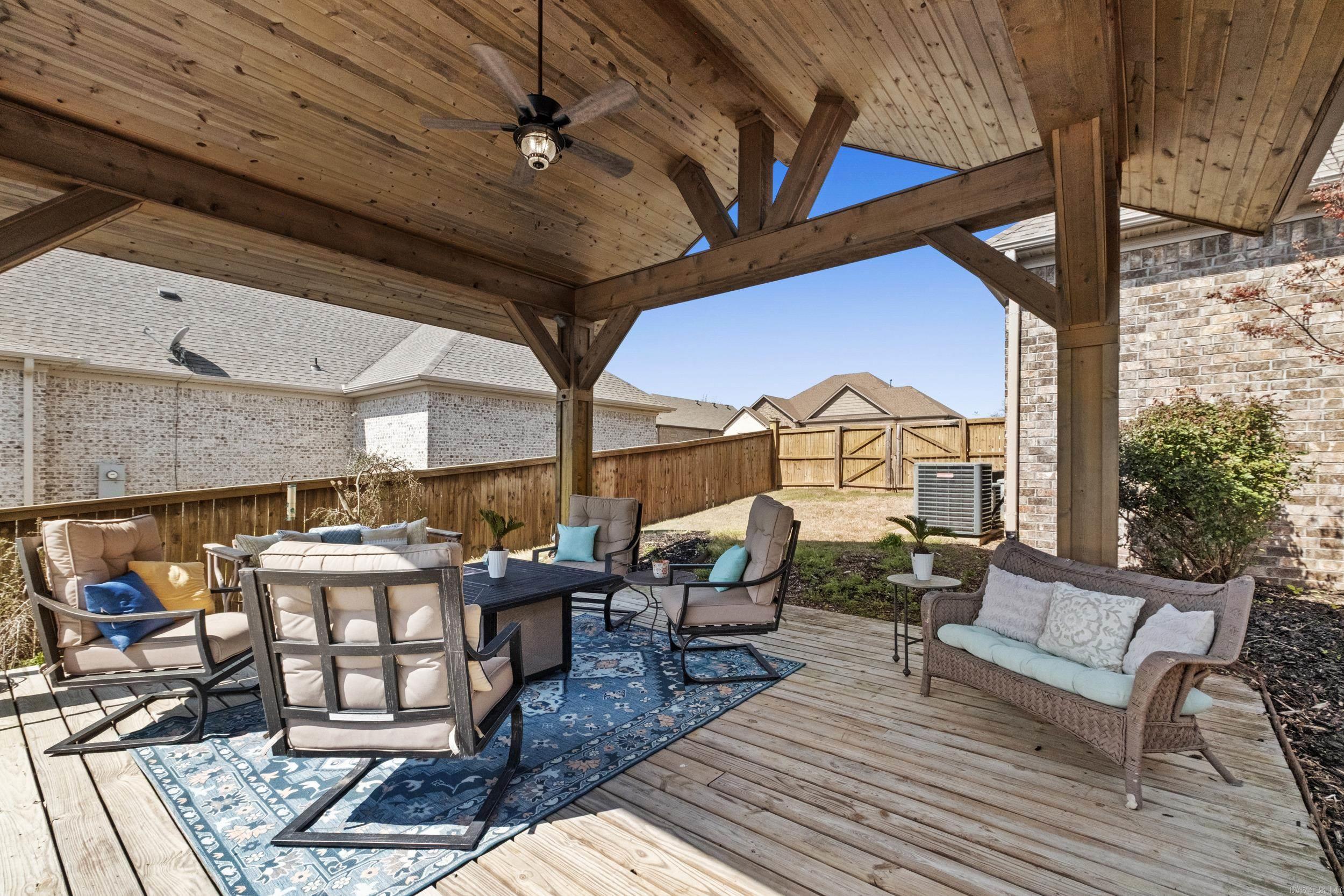 9833 Oak Heights  Sherwood, AR