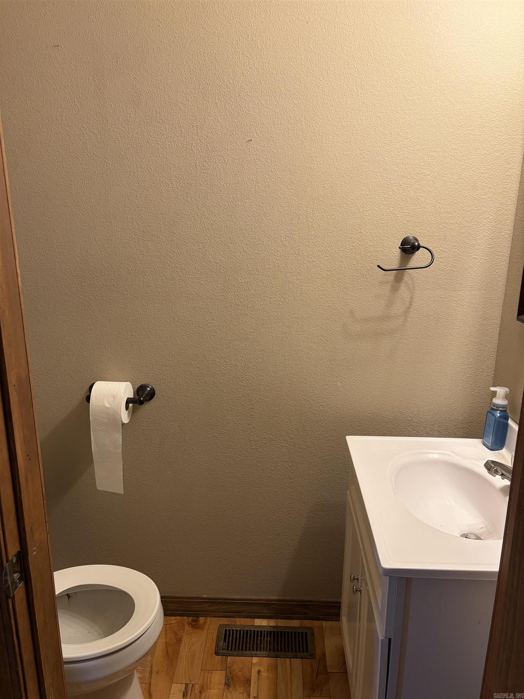 314 N Cedar St  Salem, AR