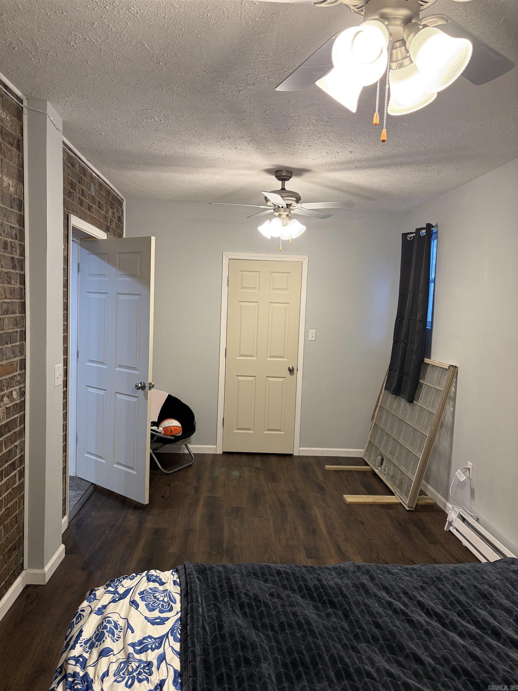 314 N Cedar St  Salem, AR