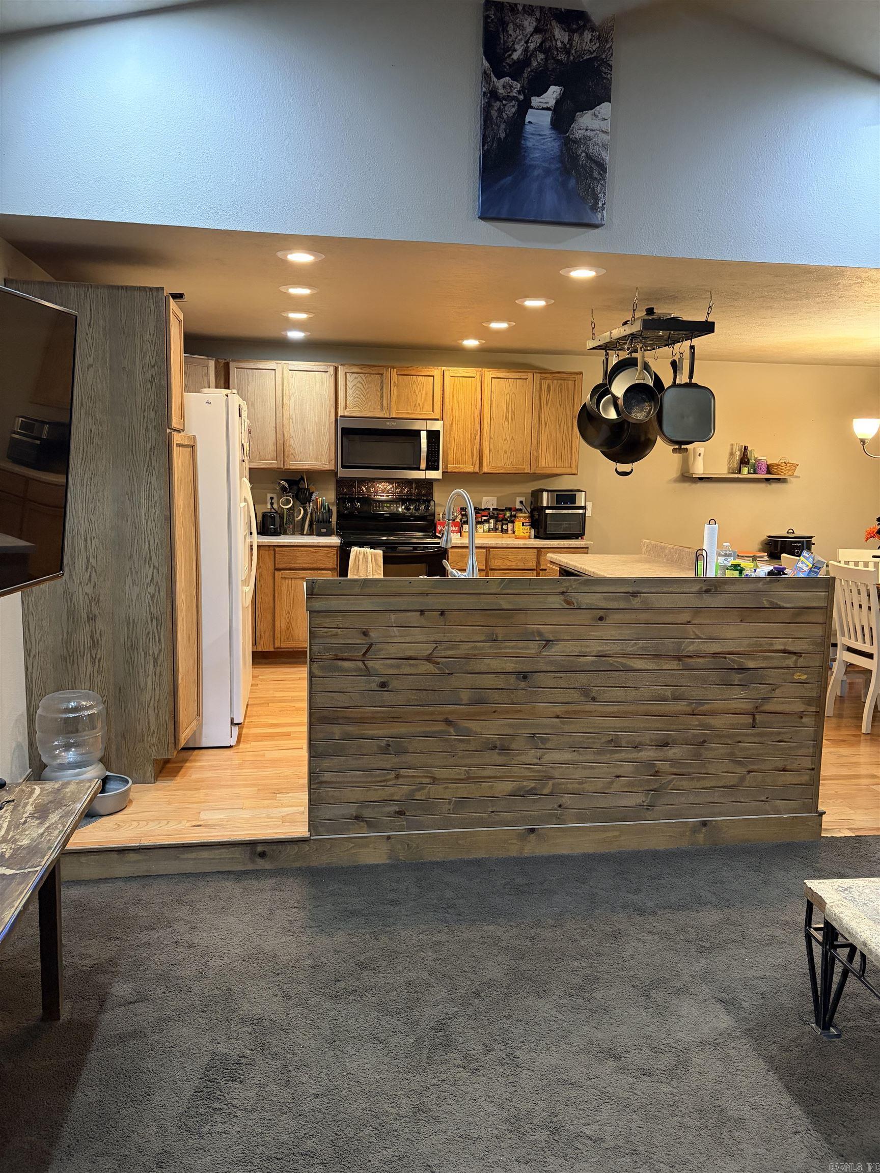 314 N Cedar St  Salem, AR