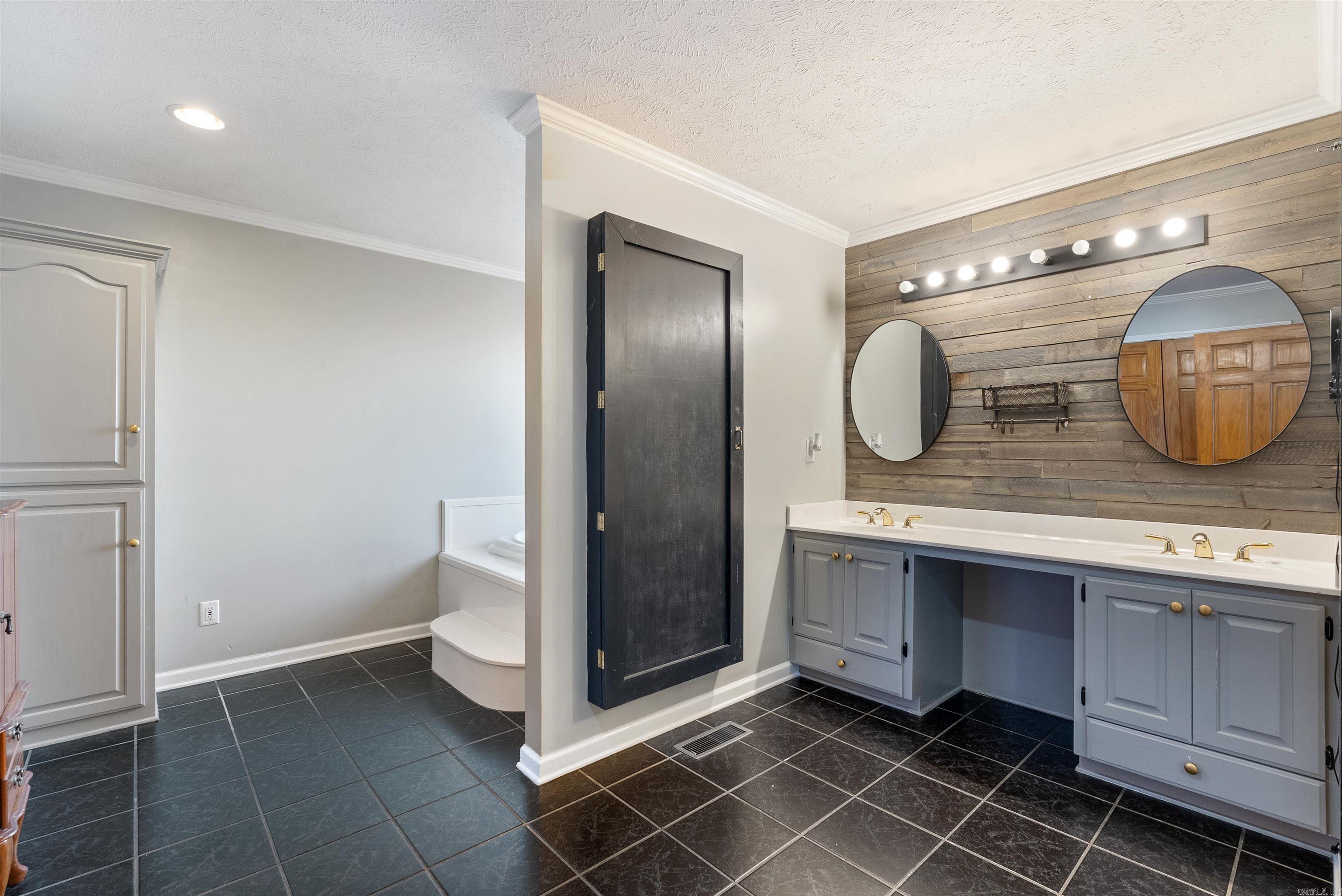 151 Slatey Ford Road  Greenbrier, AR