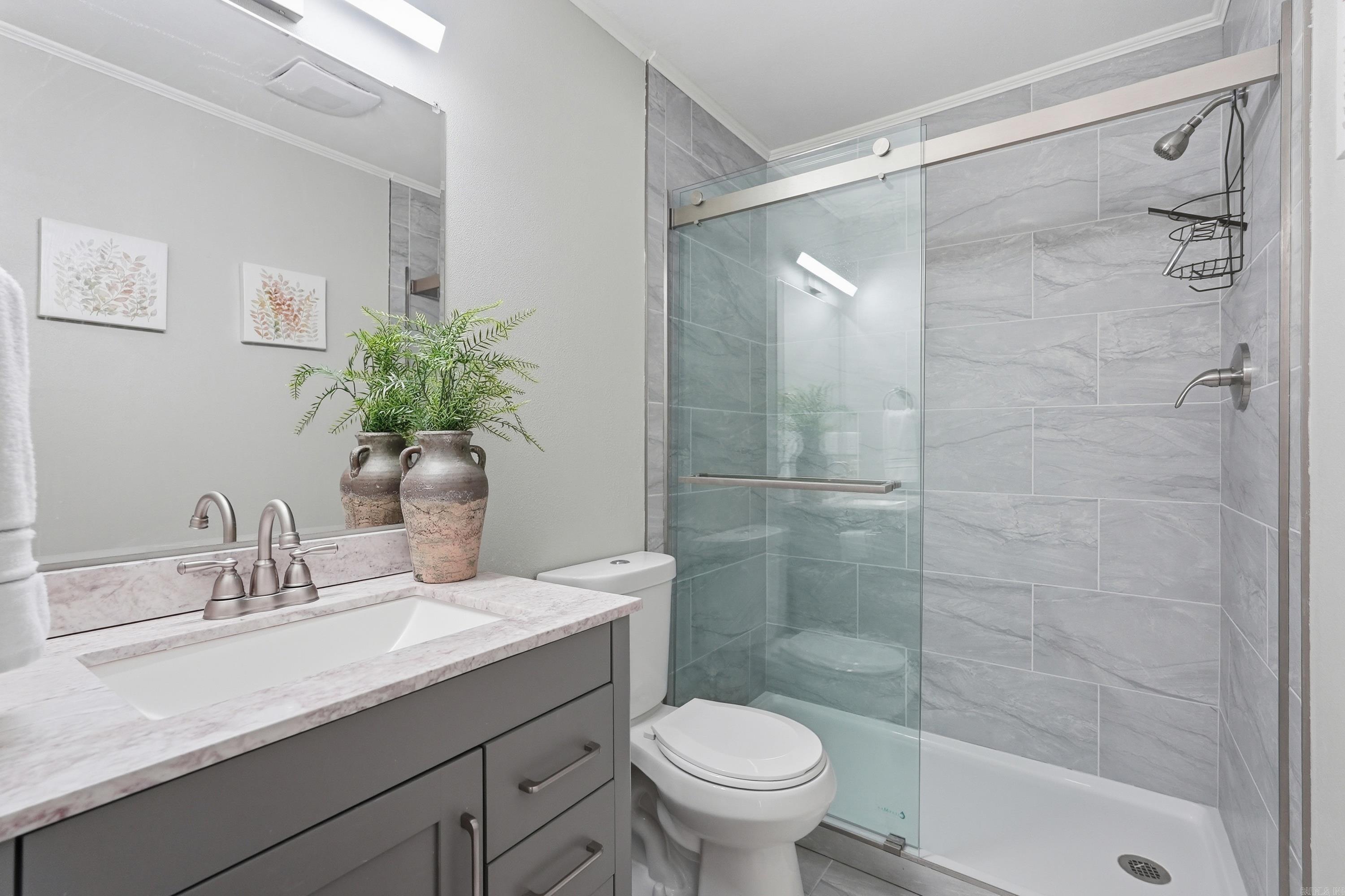 240 Pine Knot  Fairfield Bay, AR