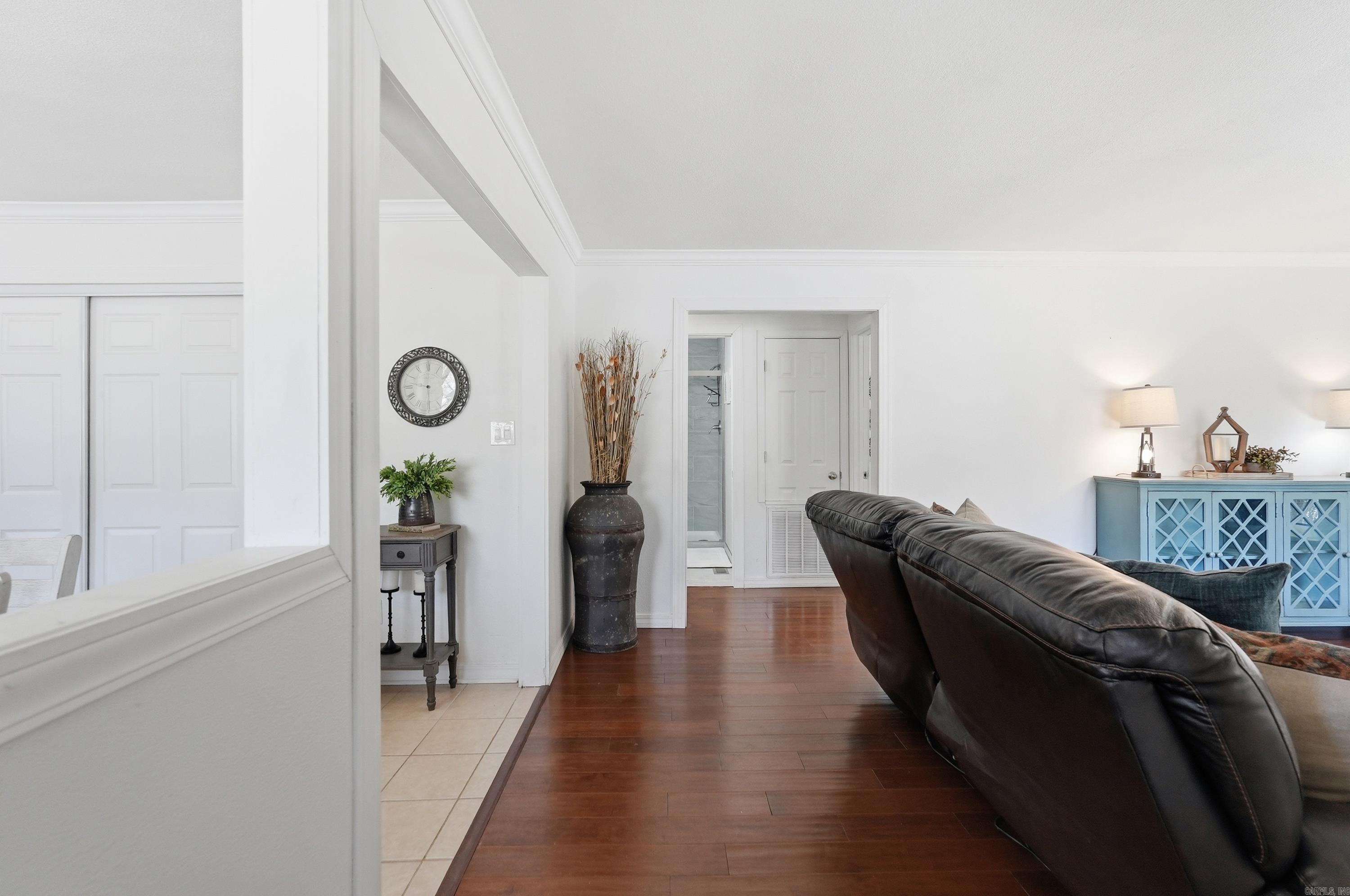 240 Pine Knot  Fairfield Bay, AR