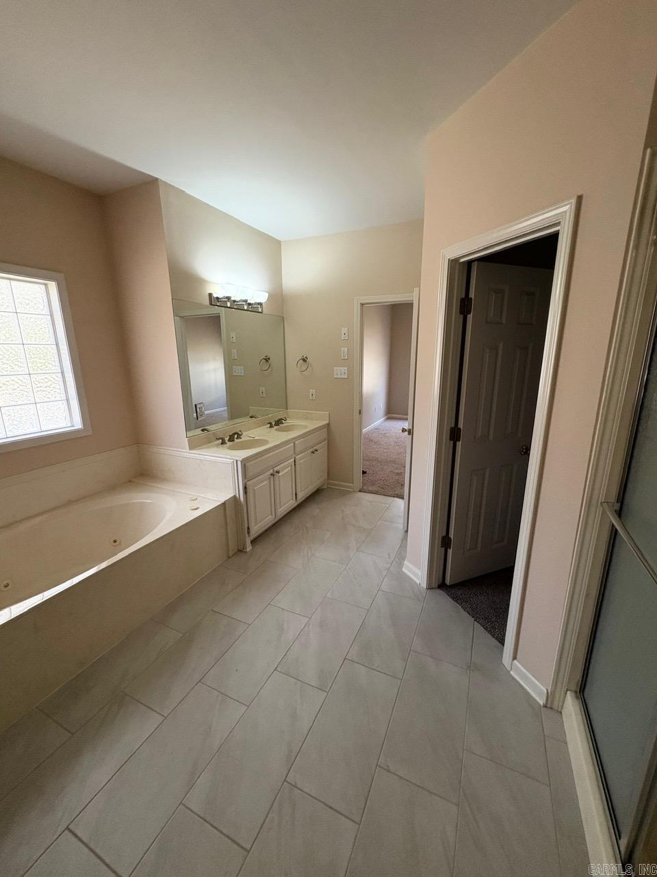 85 Kingston  Cabot, AR