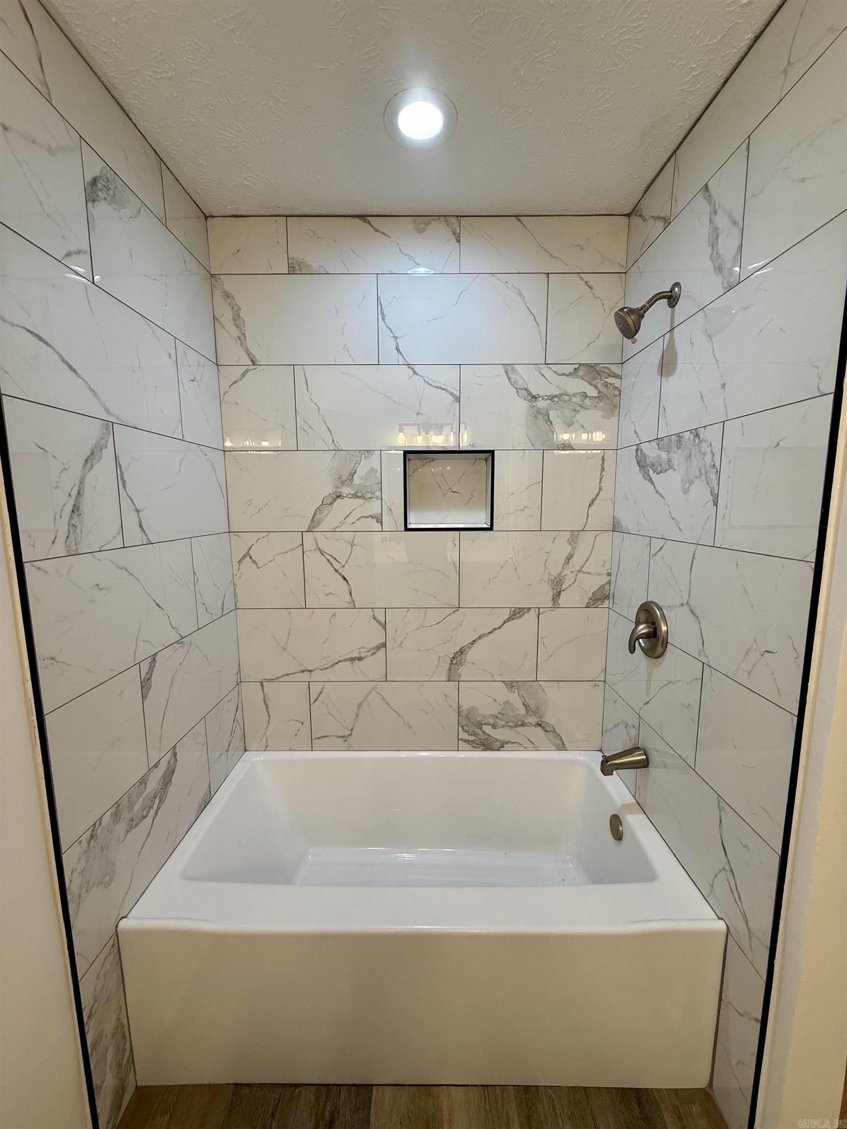 2 Green Meadows Drive Vilonia, AR 72173-0000