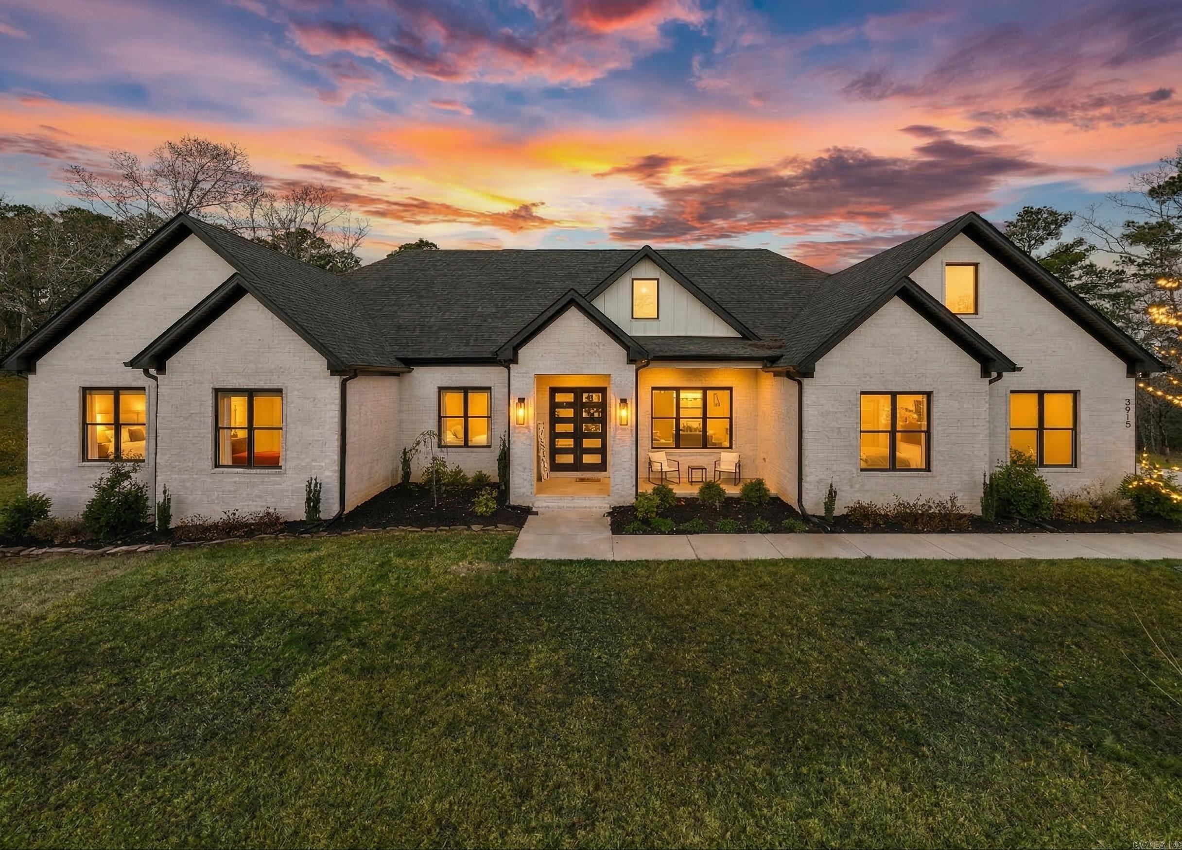 3915 Orchard  Conway, AR