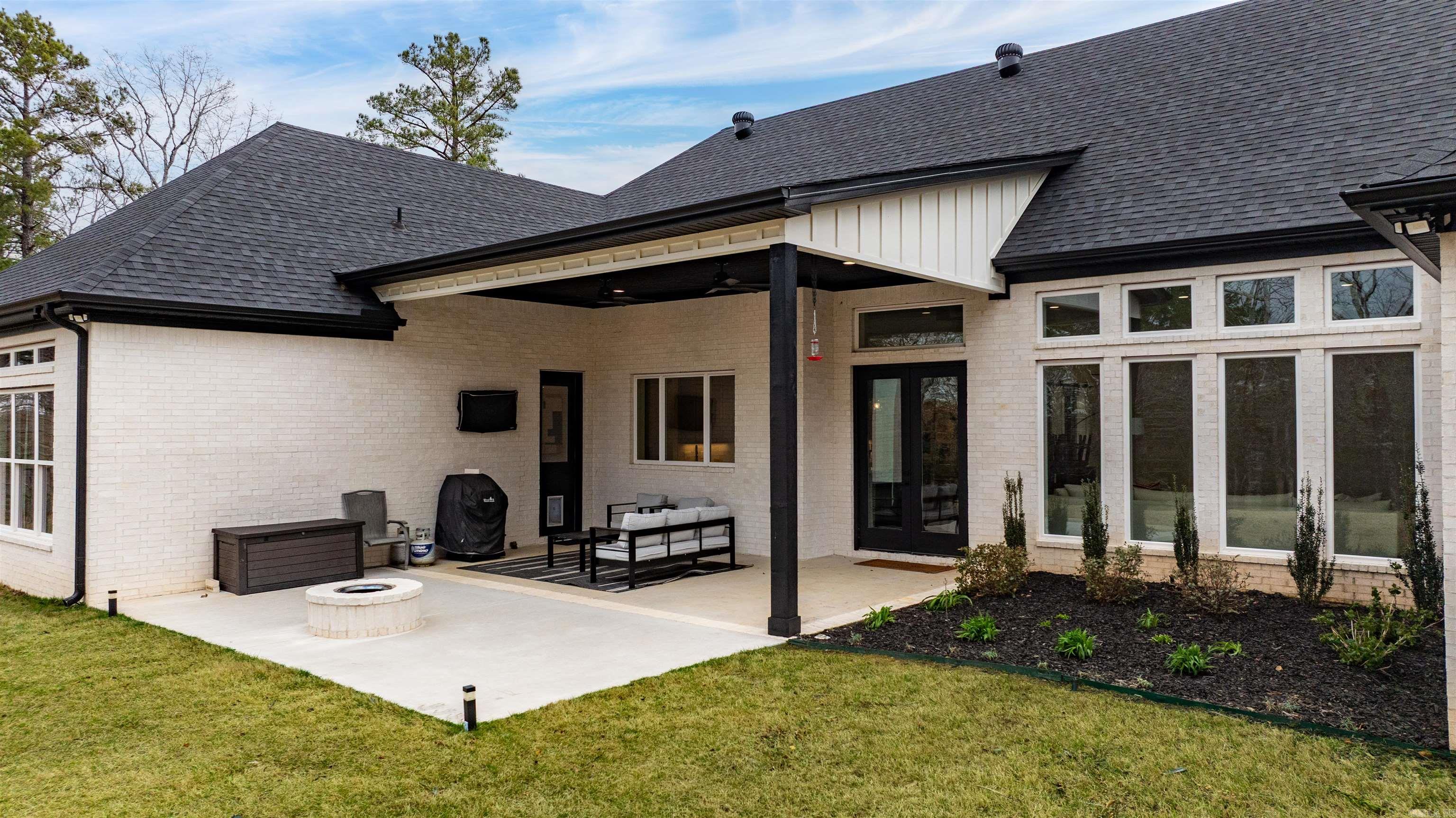 3915 Orchard  Conway, AR