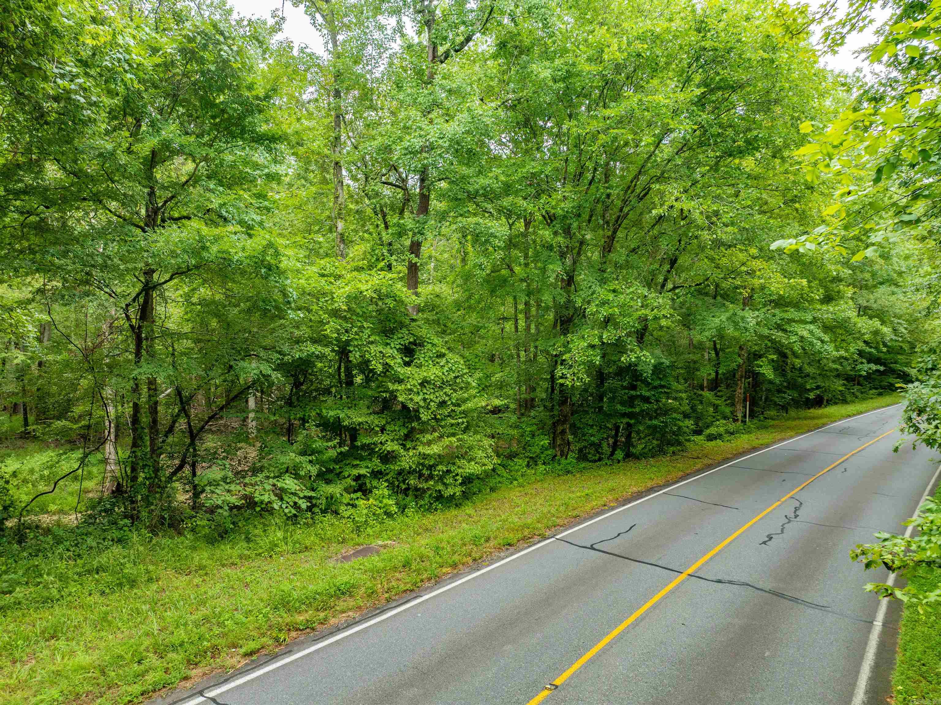 1 Camino  Hot Springs Village, AR