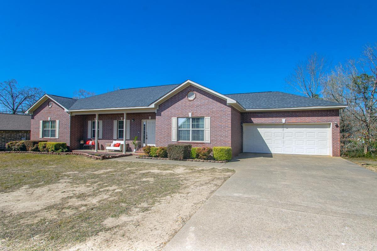 1710 Royal Oaks  Malvern, AR