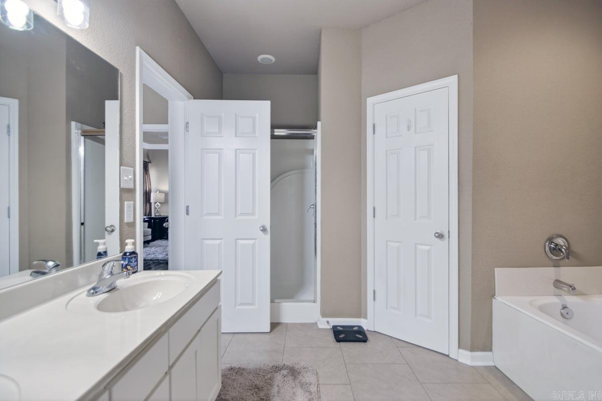 1710 Royal Oaks  Malvern, AR